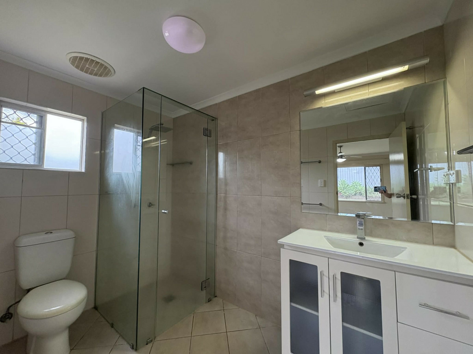 19-21 Leonard Street — photo 8 of 11