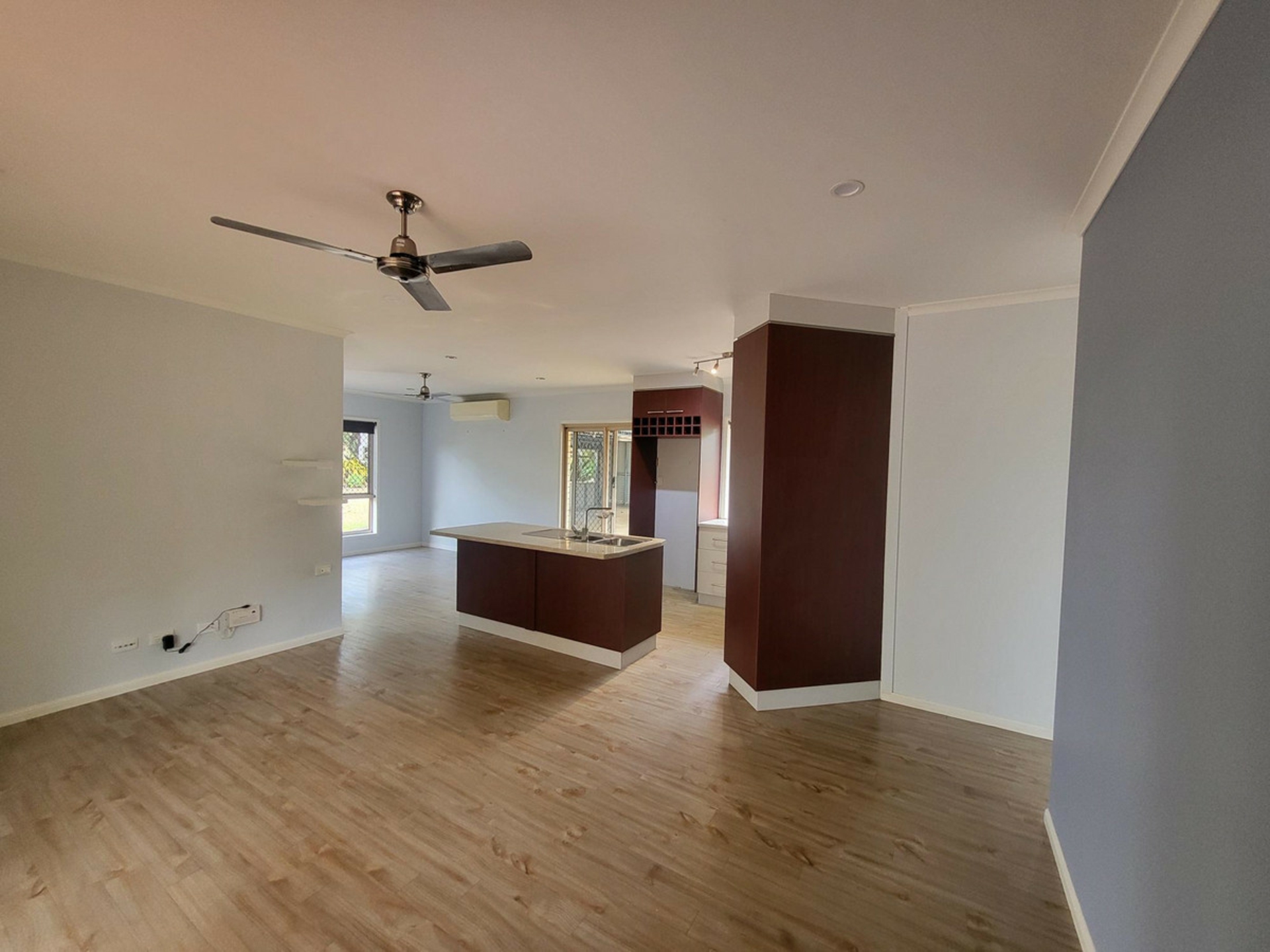 East Barron, 4883 — photo 4 of 11