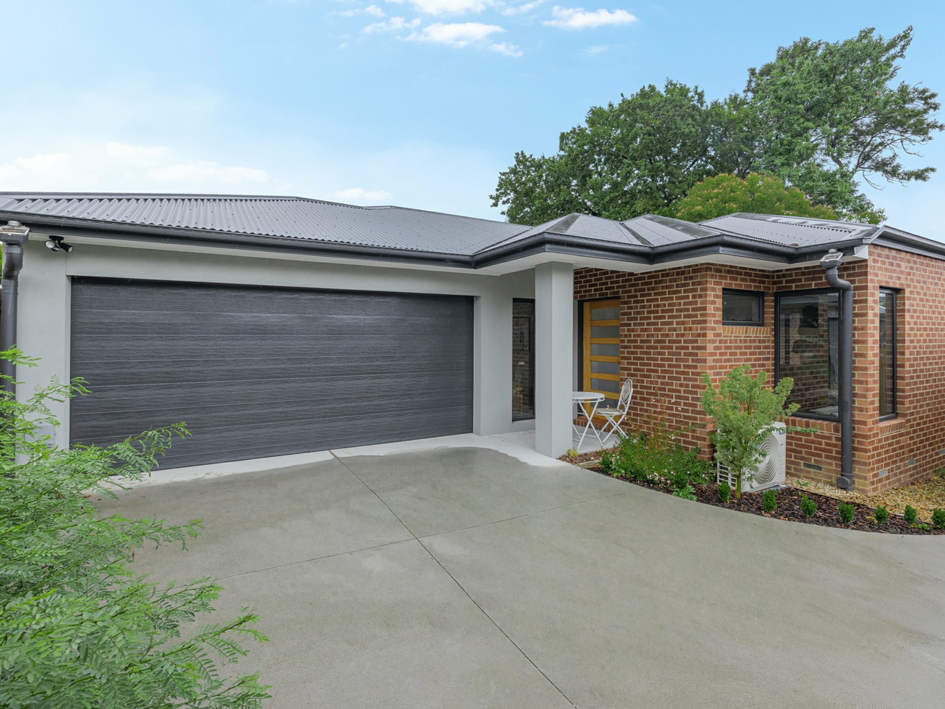 2/70 Durham Road Kilsyth VIC Property Details LJ Hooker