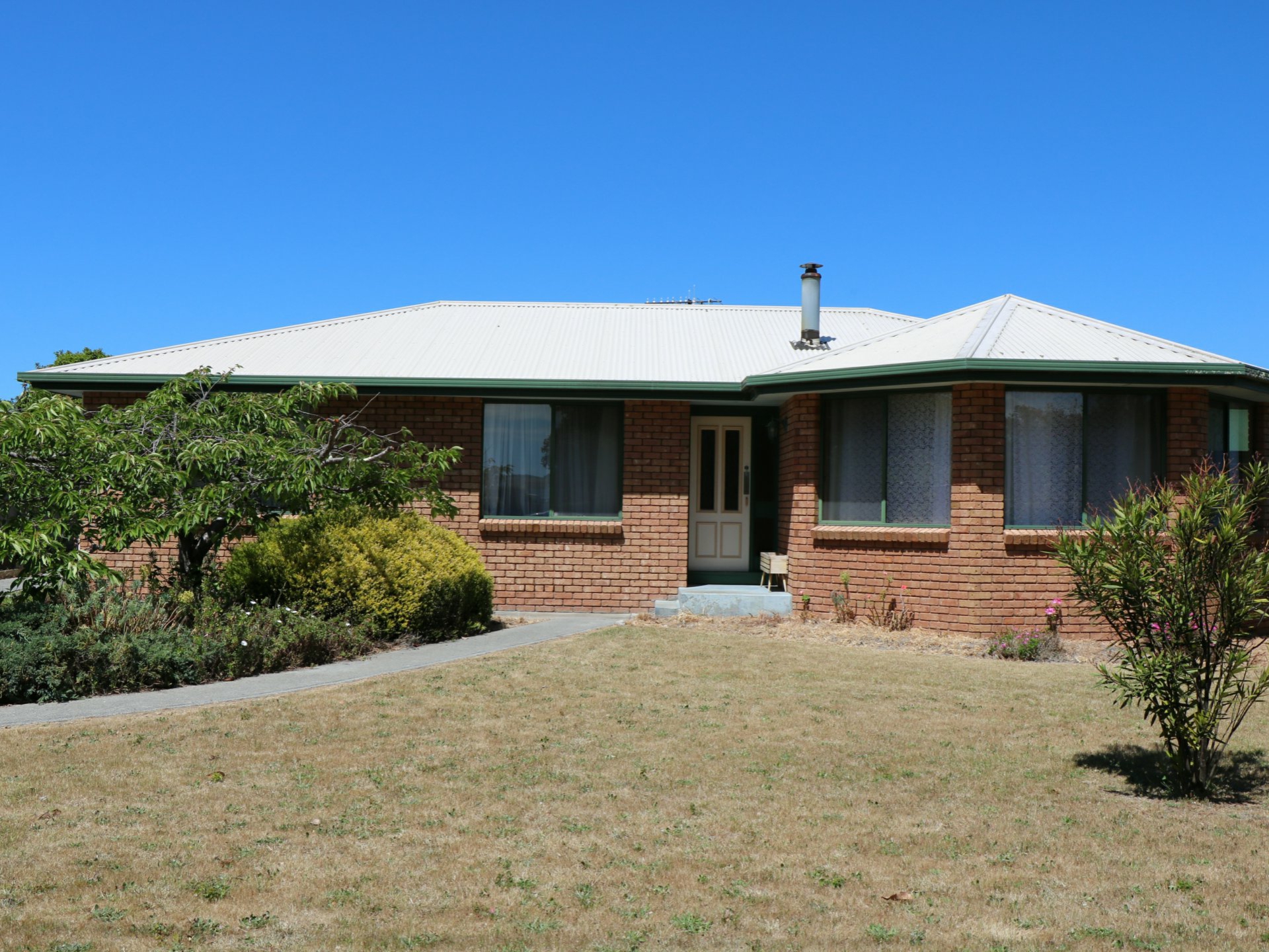 31 Tully Street St Helens TAS