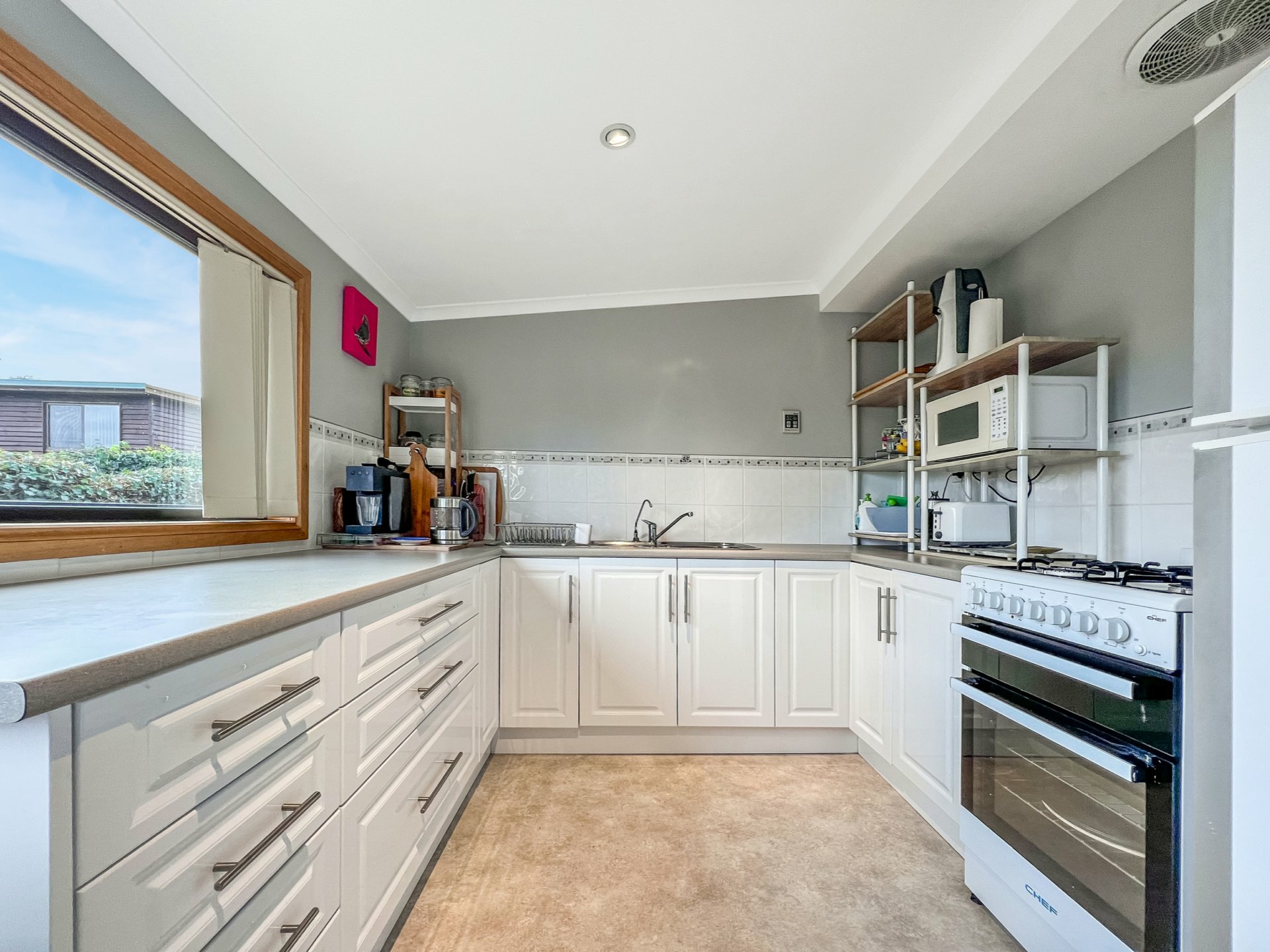41 Moriarty Road, STIEGLITZ