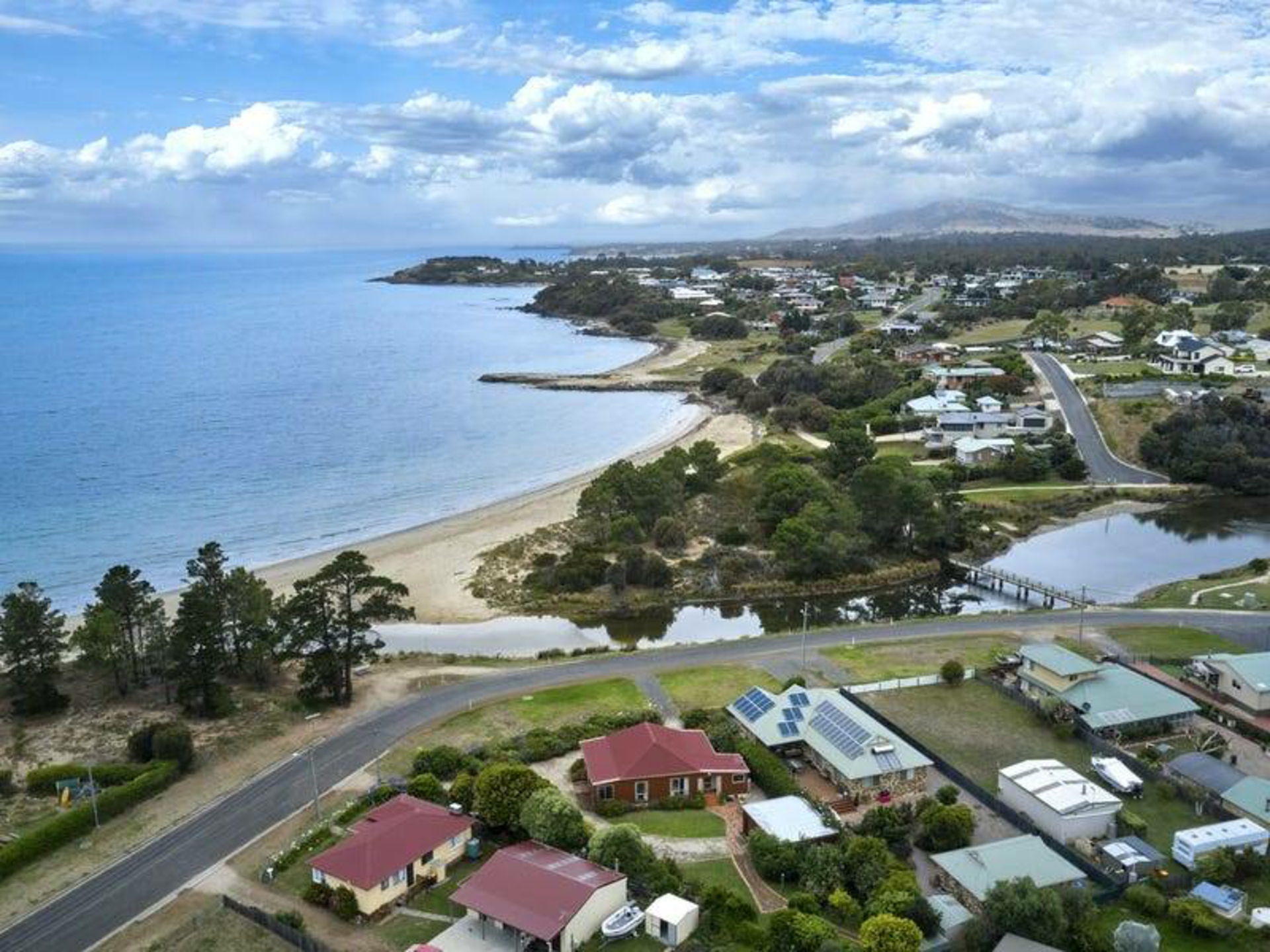 19 Esplanade Swansea TAS House for Sale LJ Hooker