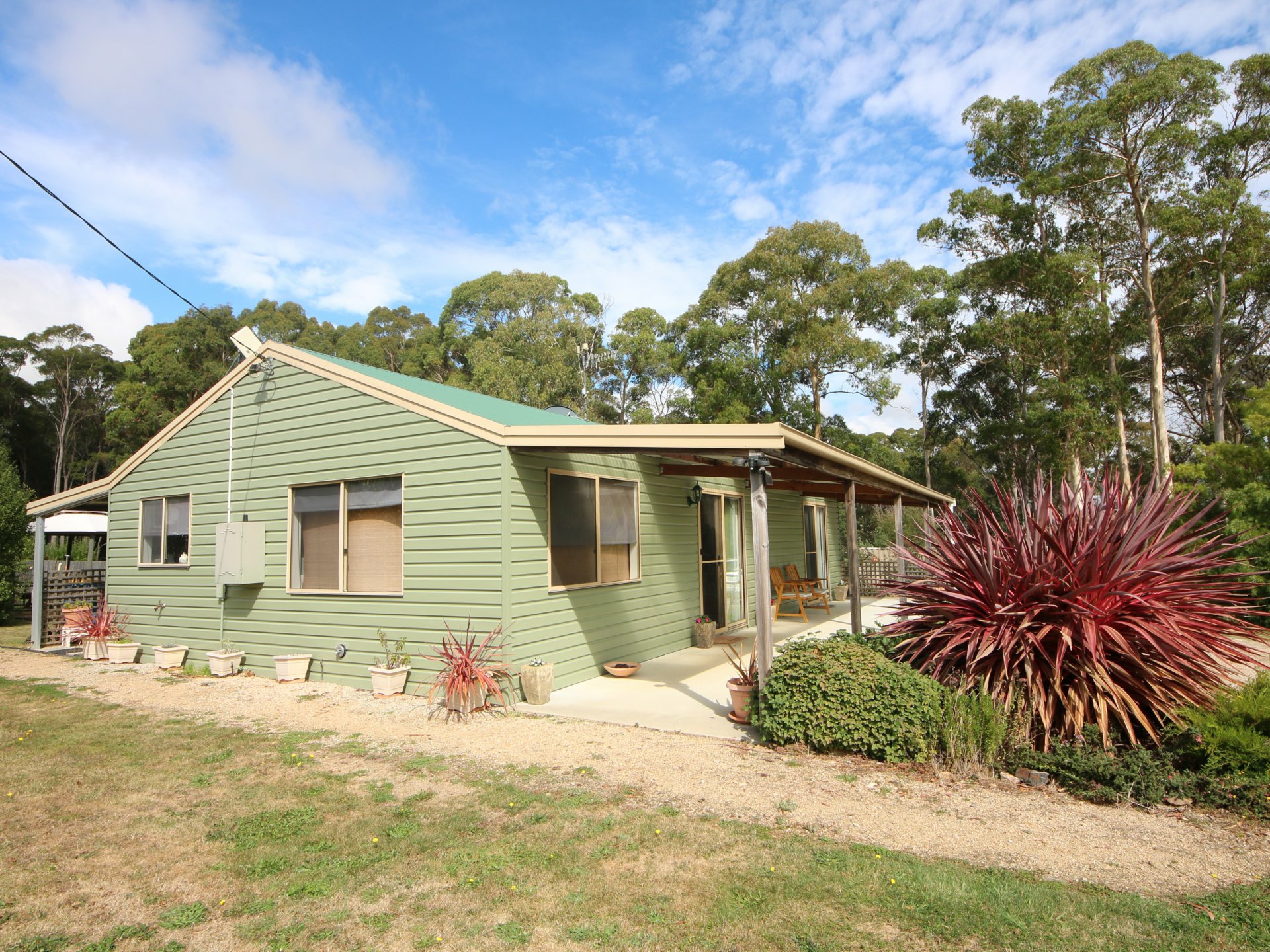 14 Gray Road, ST MARYS