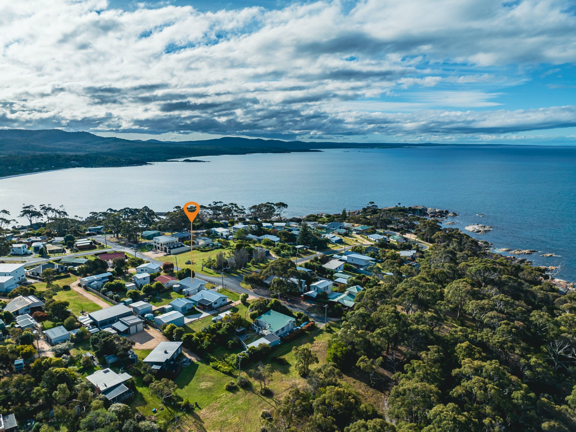 9 Reserve Street, BINALONG BAY