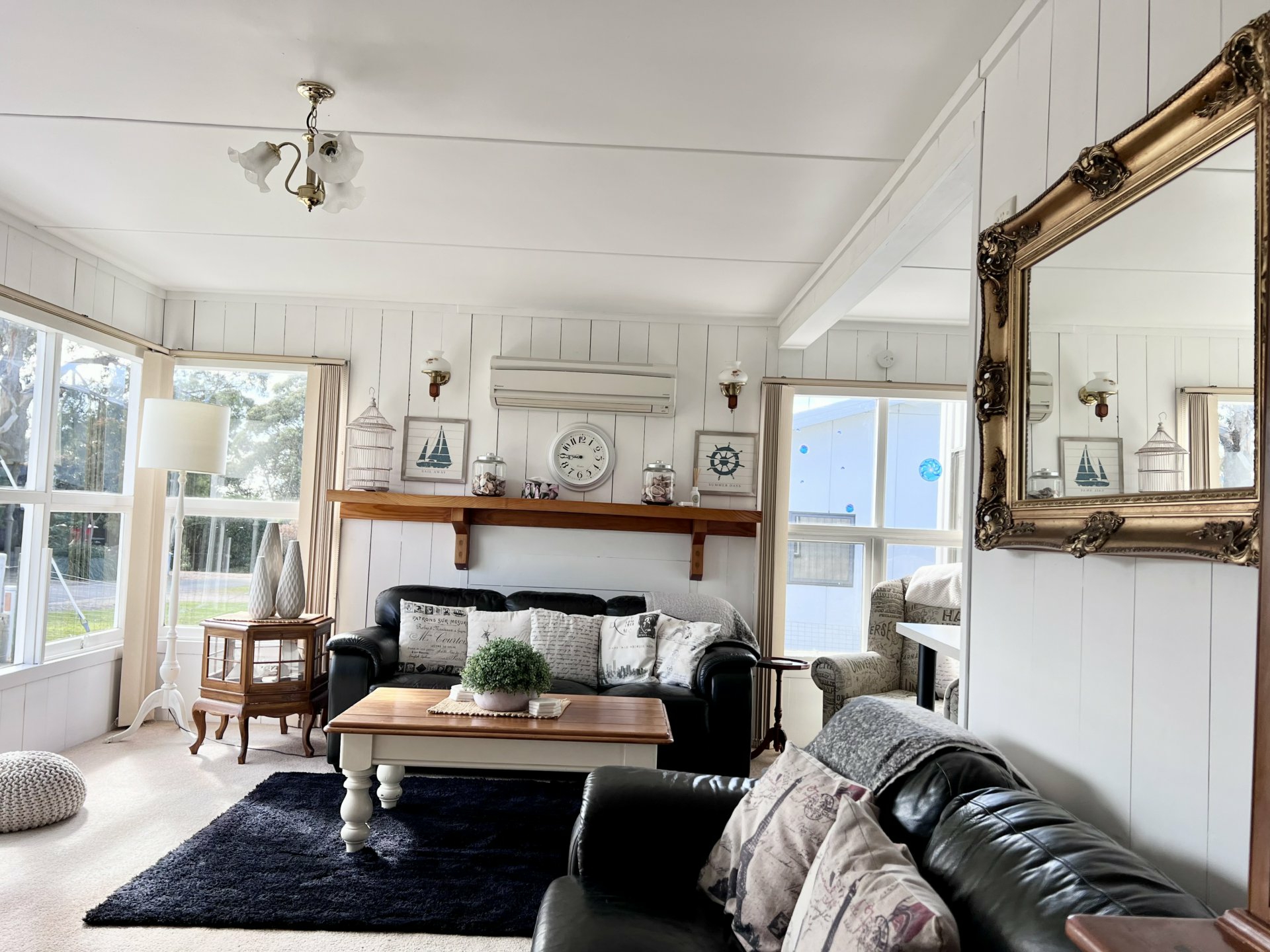 9 Reserve Street, BINALONG BAY