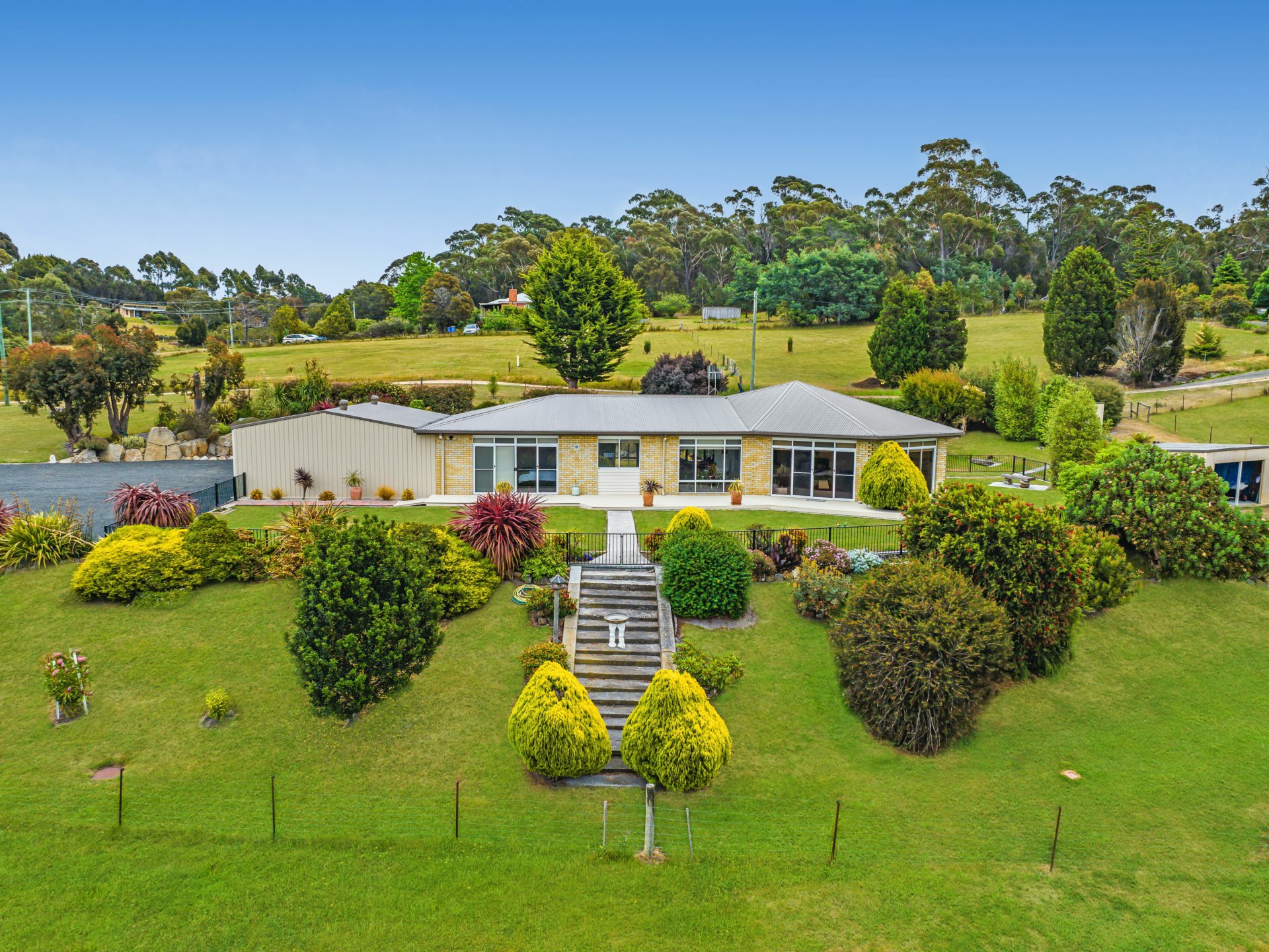 25594 Tasman Highway St Helens TAS - Property Details - LJ Hooker