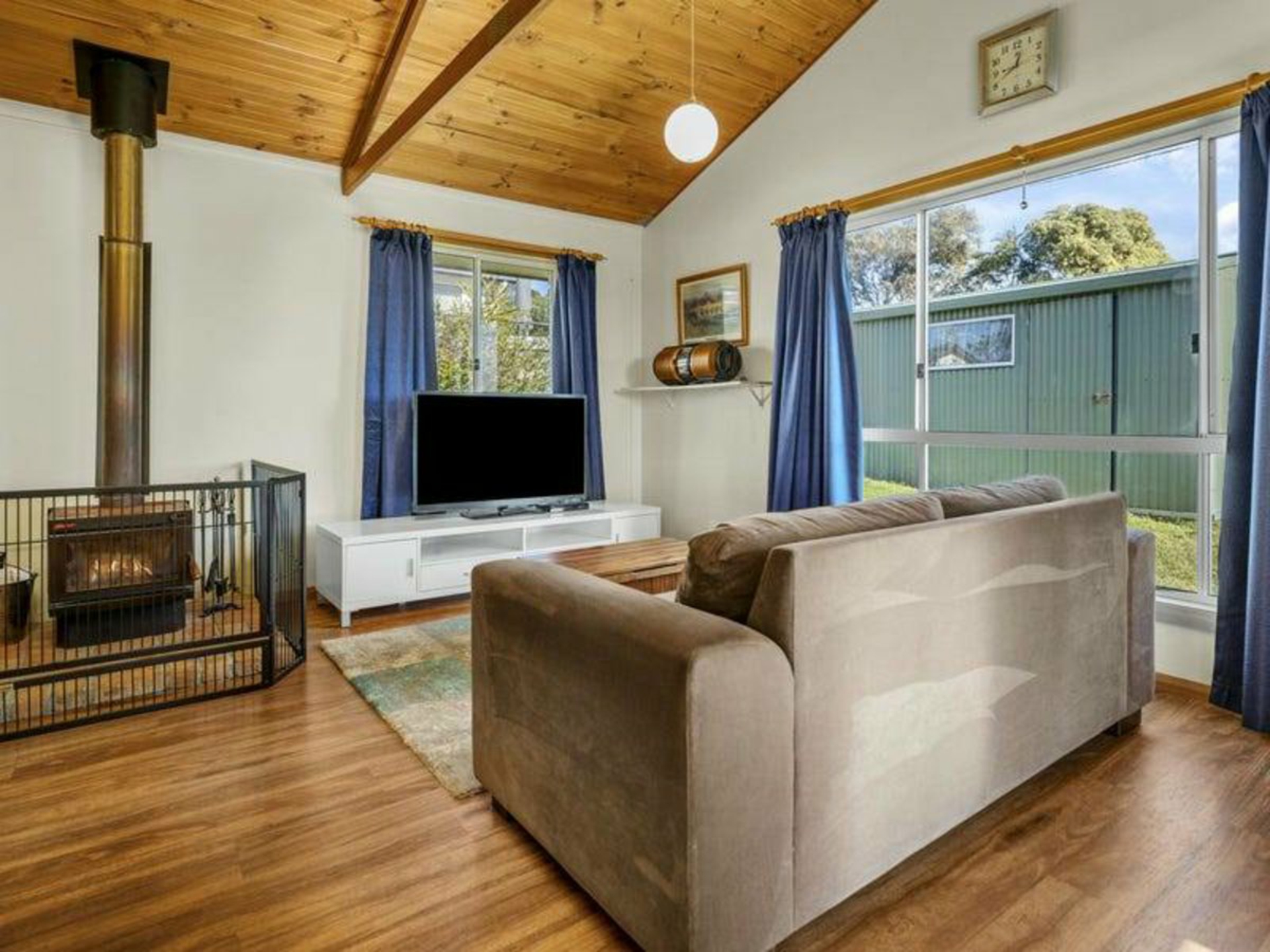 4 Nailer Avenue Bicheno TAS House for Rent LJ Hooker