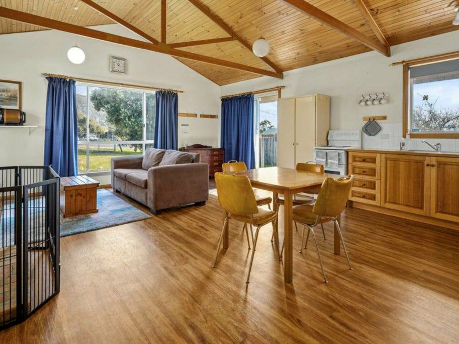 4 Nailer Avenue Bicheno TAS House for Rent LJ Hooker