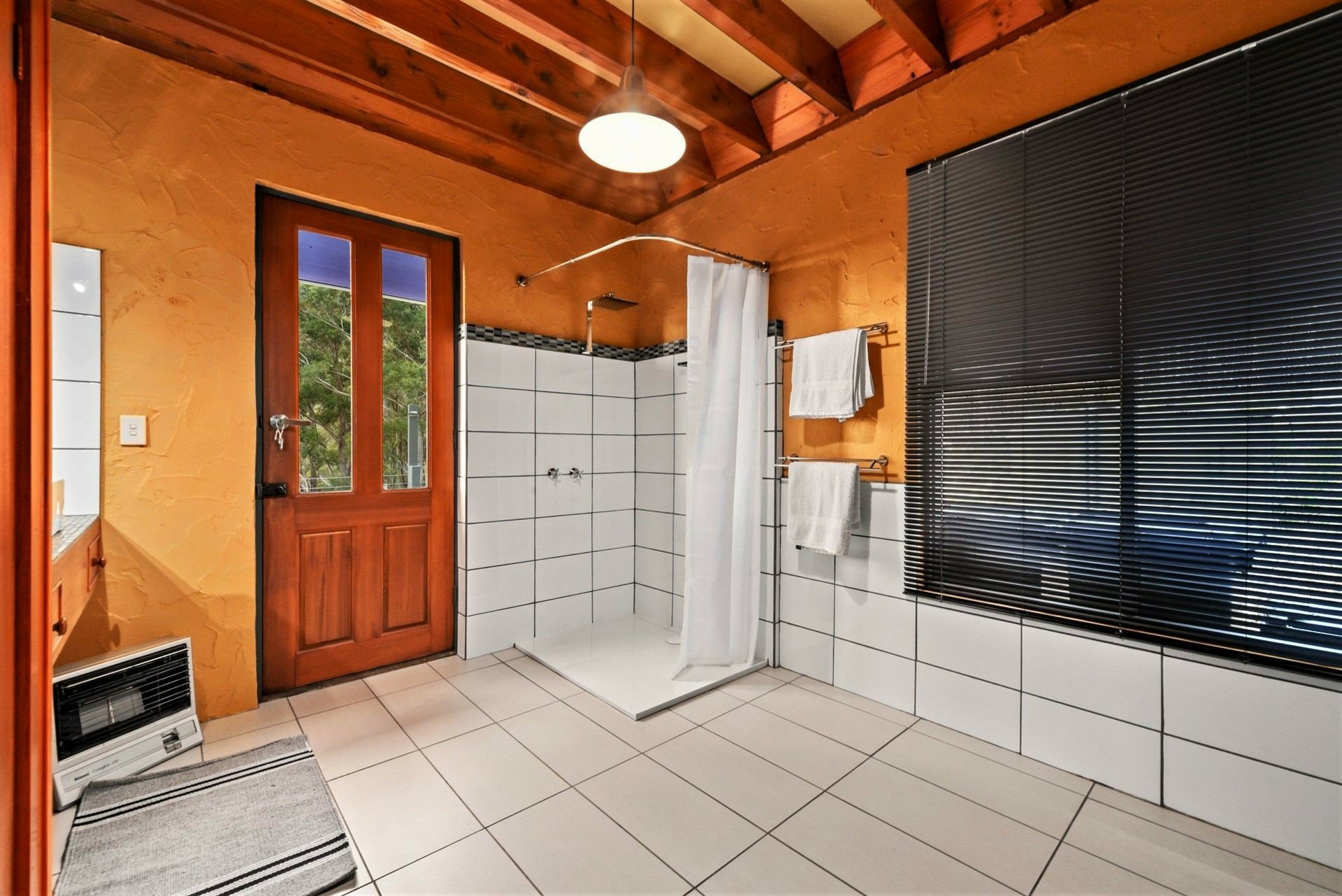 182 Gillies Road, ST MARYS