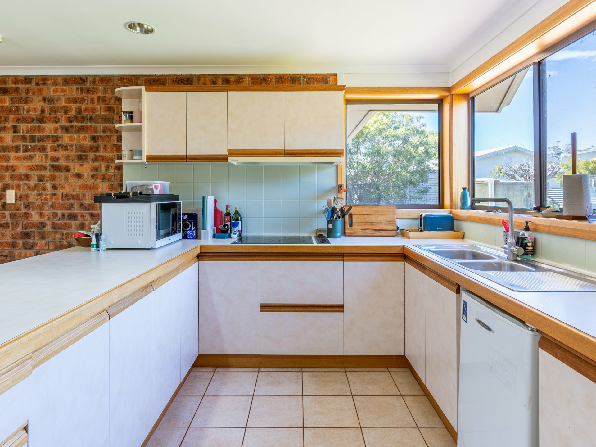 16 Pacific Drive, BINALONG BAY