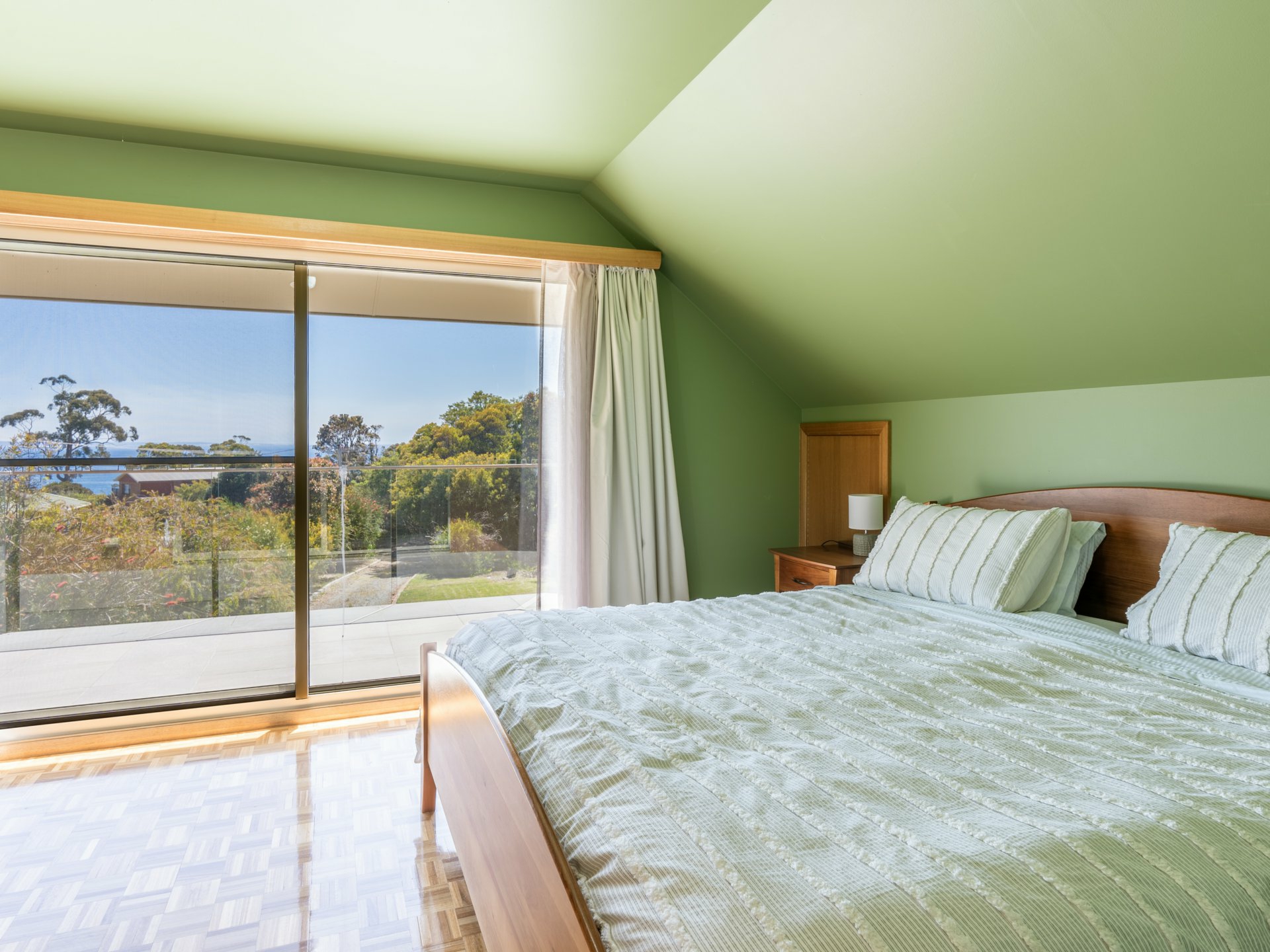 16 Pacific Drive, BINALONG BAY