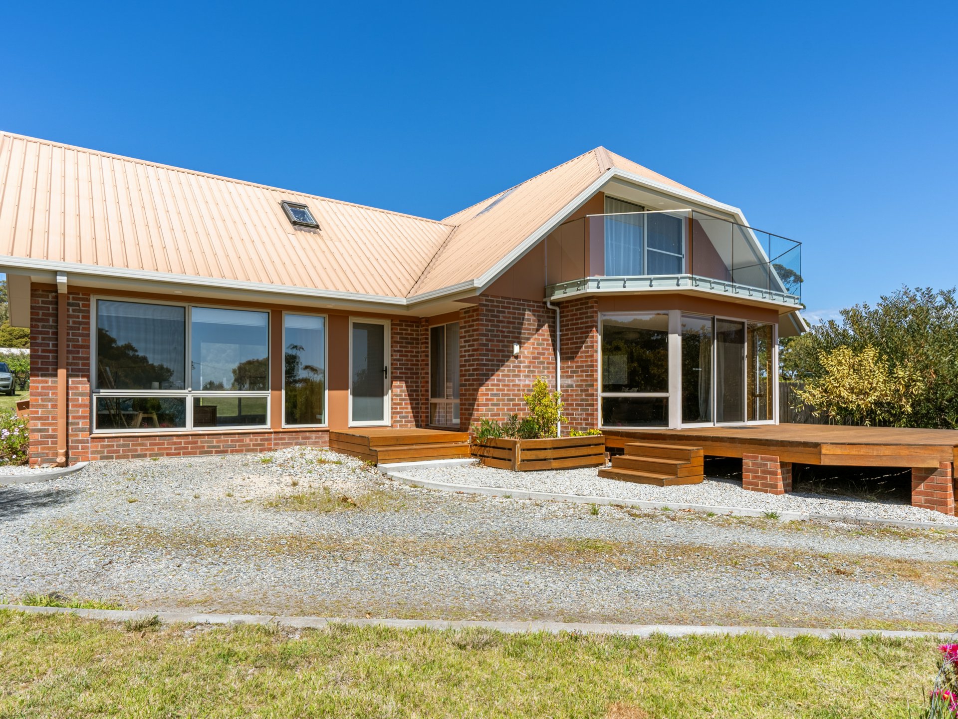 16 Pacific Drive, BINALONG BAY
