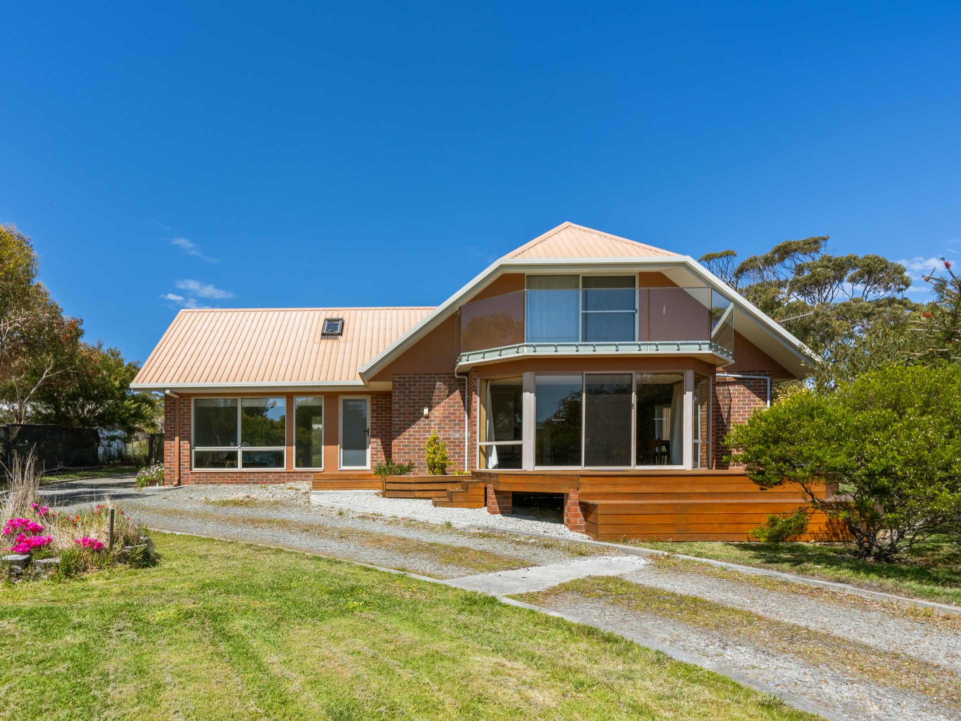 16 Pacific Drive, BINALONG BAY