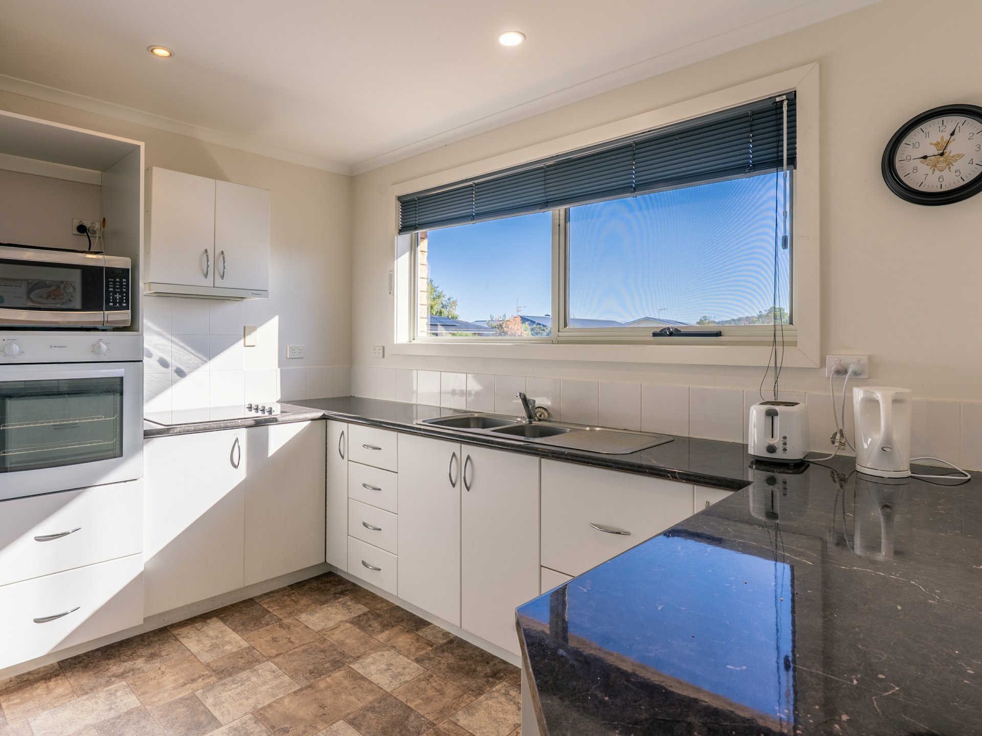 4 Palm Court, ST HELENS