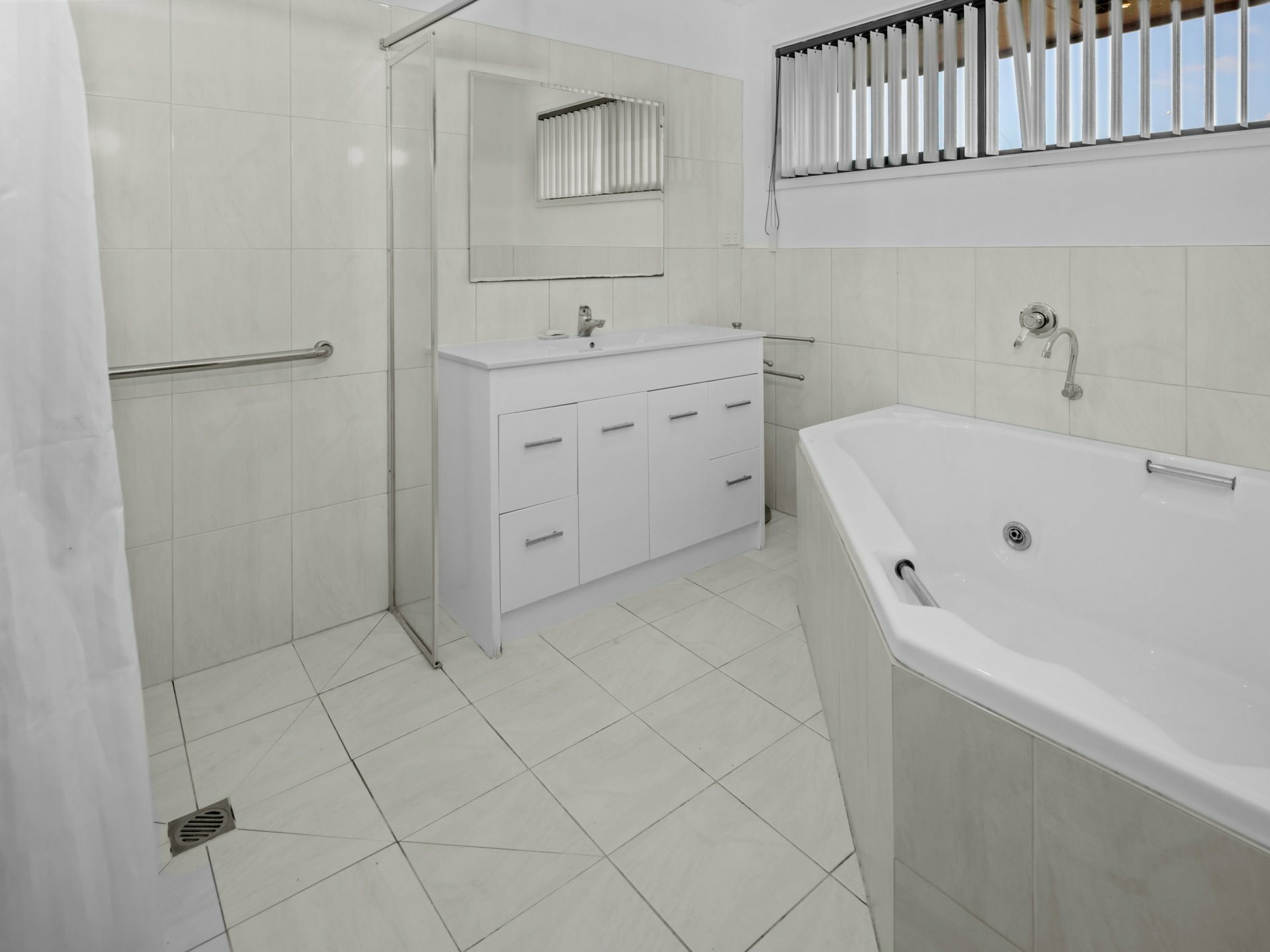 8 Groom Street, ST HELENS