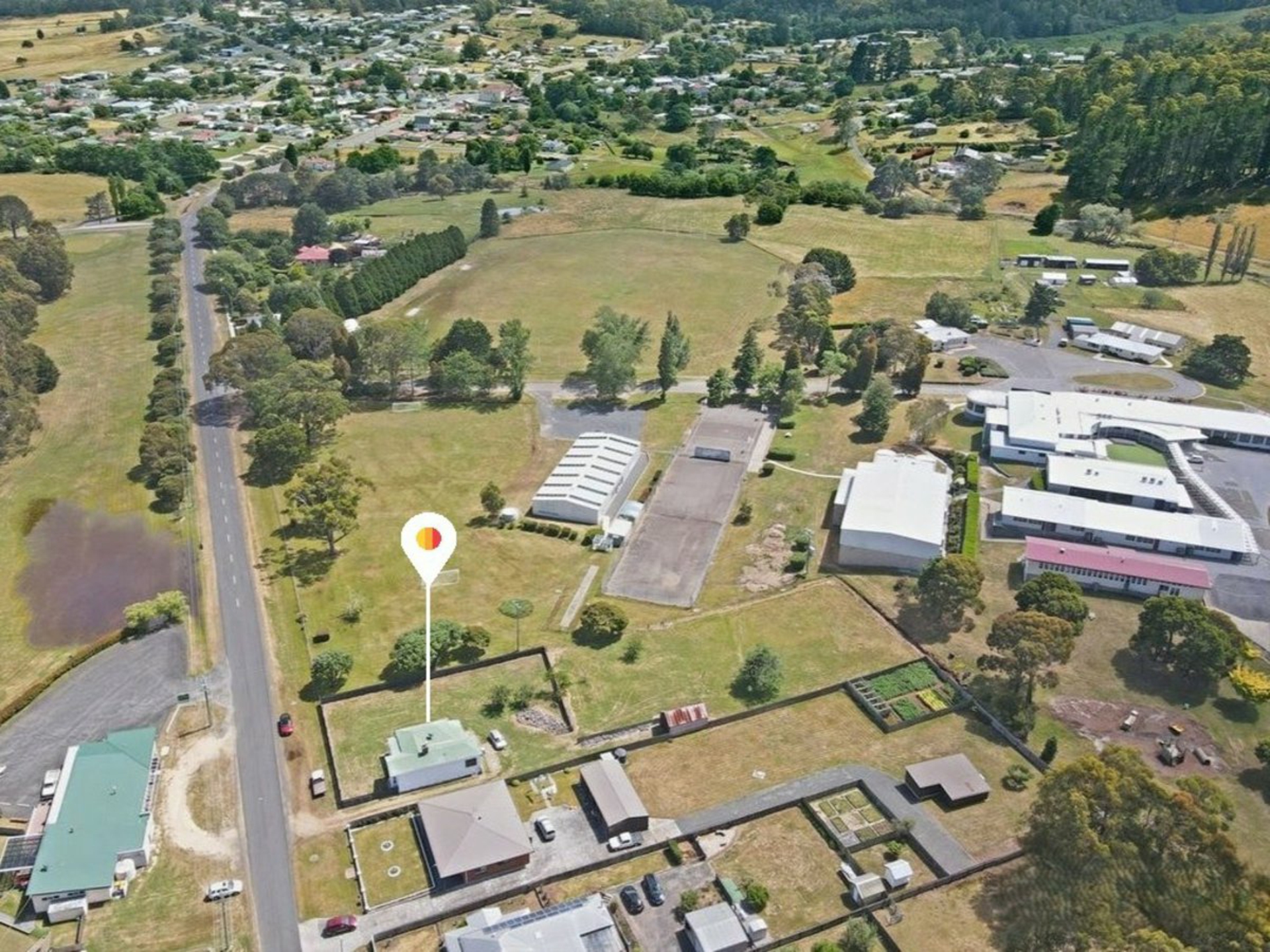 15 Gray Road, ST MARYS
