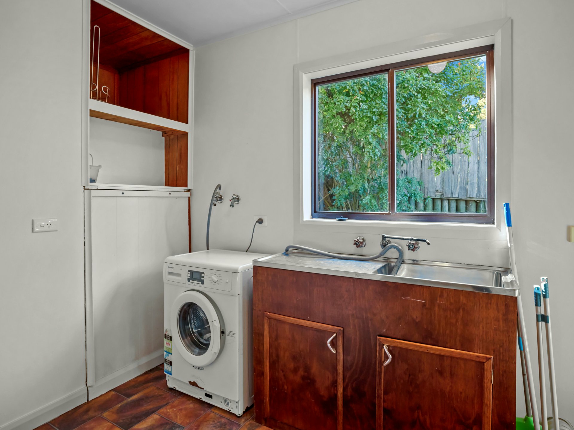 5 Esplanade East, COLES BAY