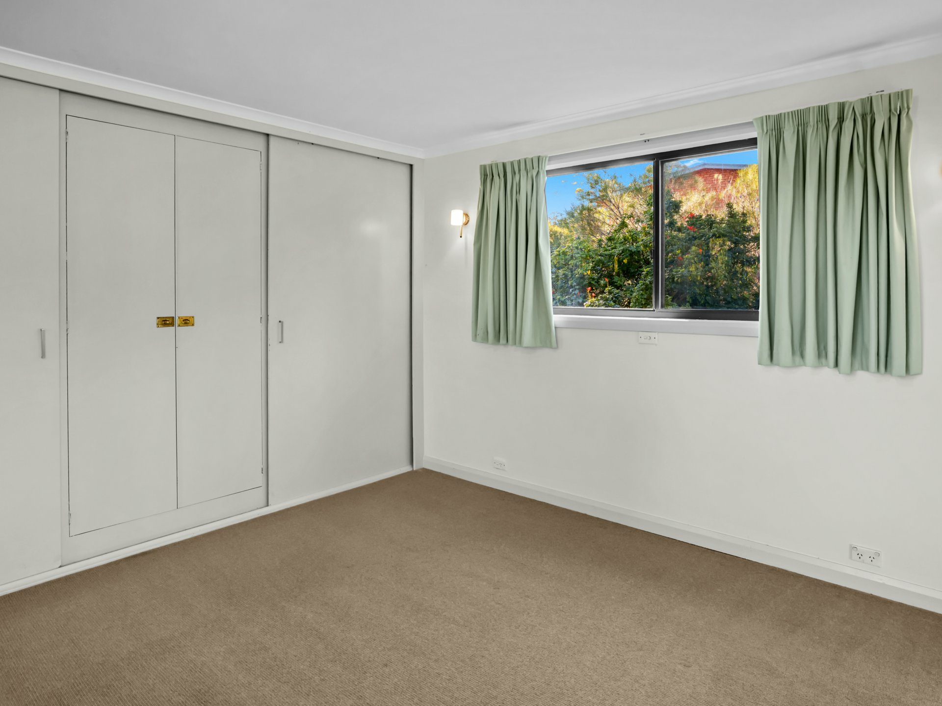 5 Esplanade East, COLES BAY