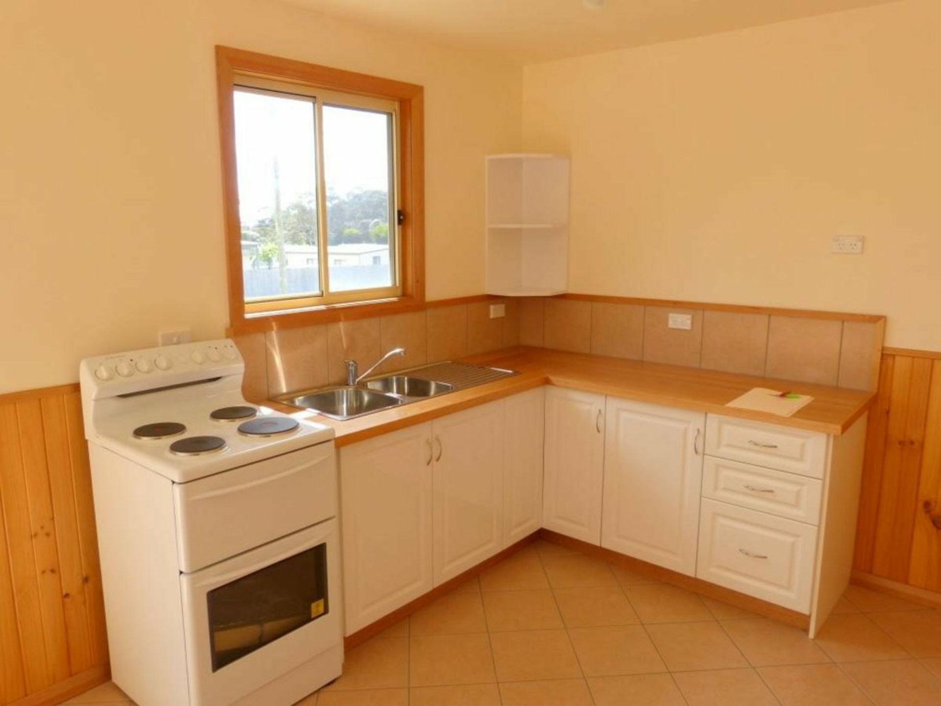 Unit 18/6 Champ Street, BICHENO