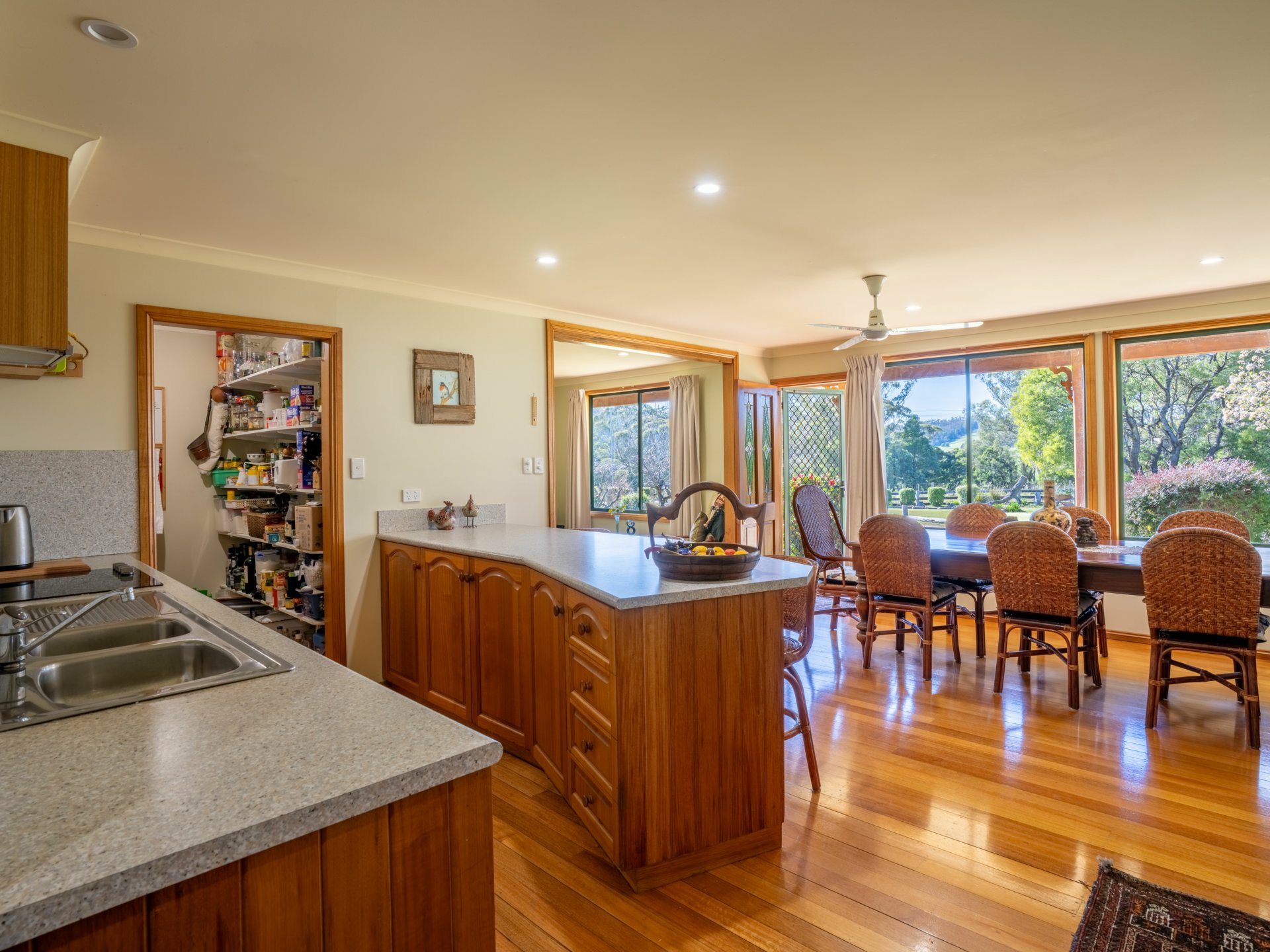 26905 Tasman Highway — photo 9 of 30