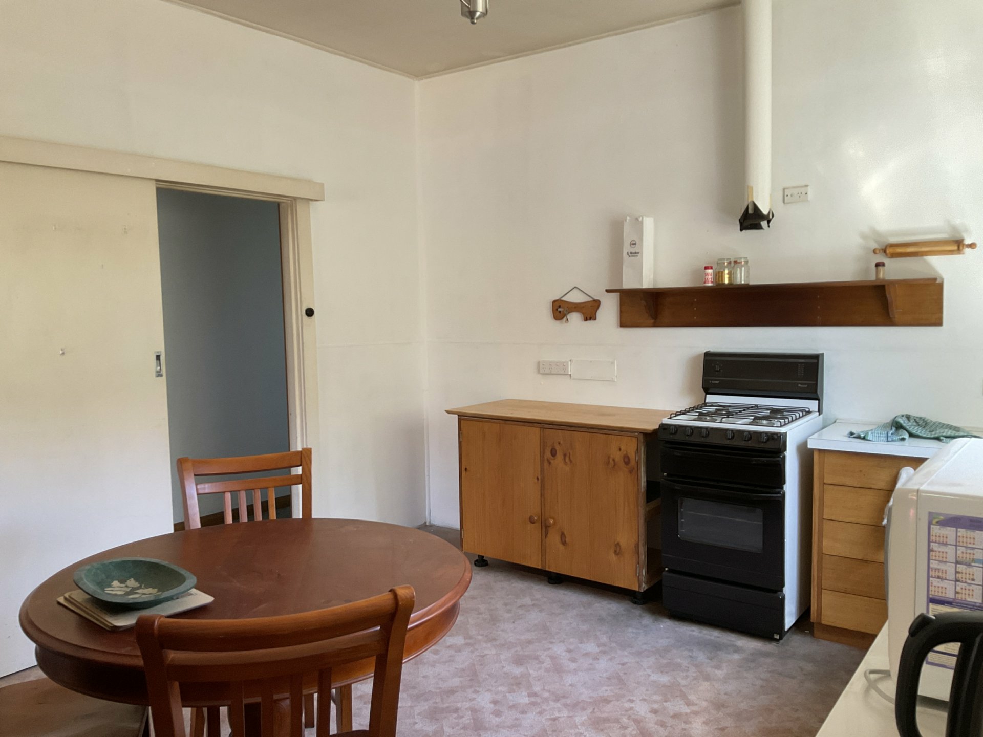8 Grant Street — photo 4 of 17