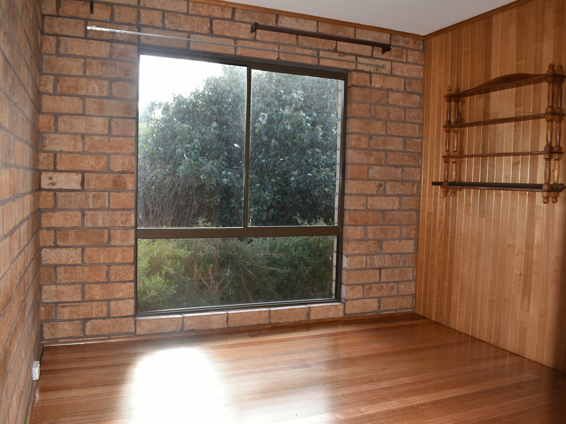 13 Heritage Road — photo 6 of 10