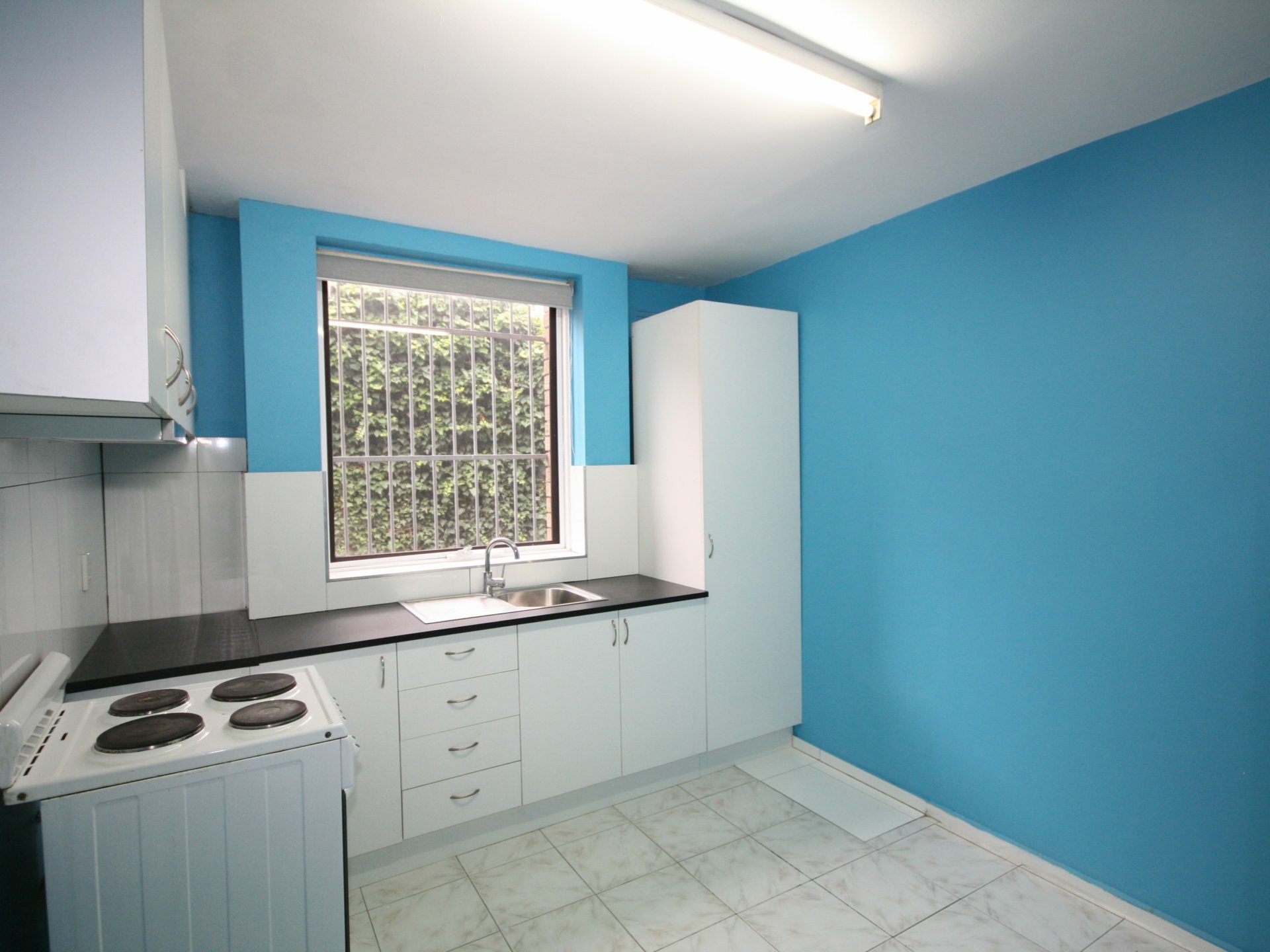 3/6 St James Avenue — photo 3 of 12