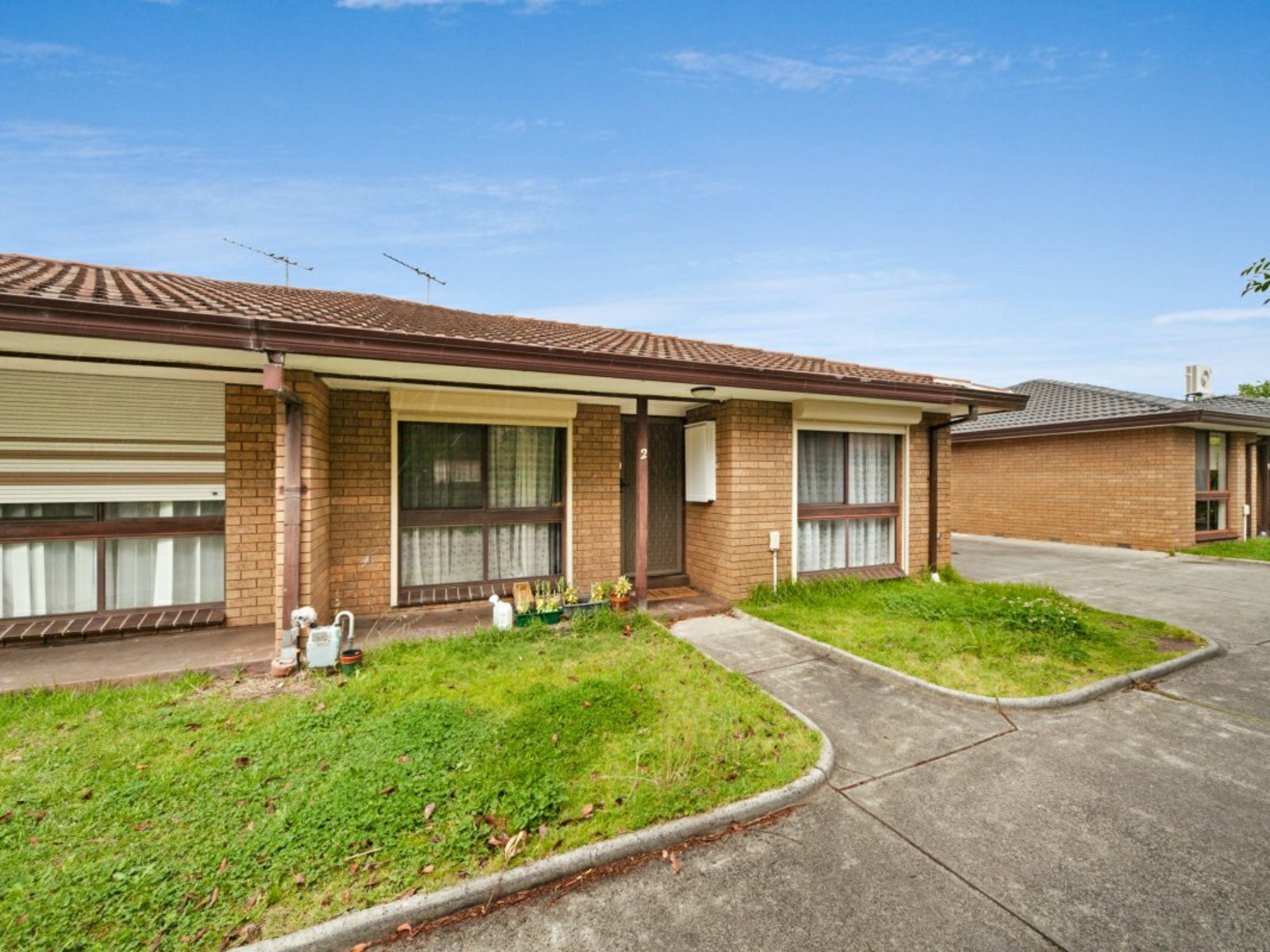 2/34 St Johns Avenue, Springvale