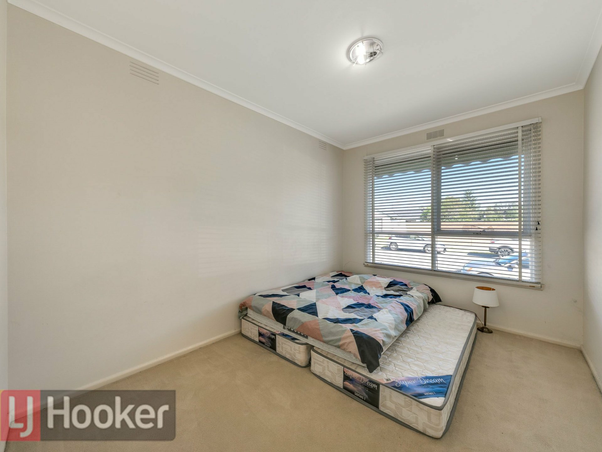 5/24 BALMORAL AVENUE — photo 5 of 9