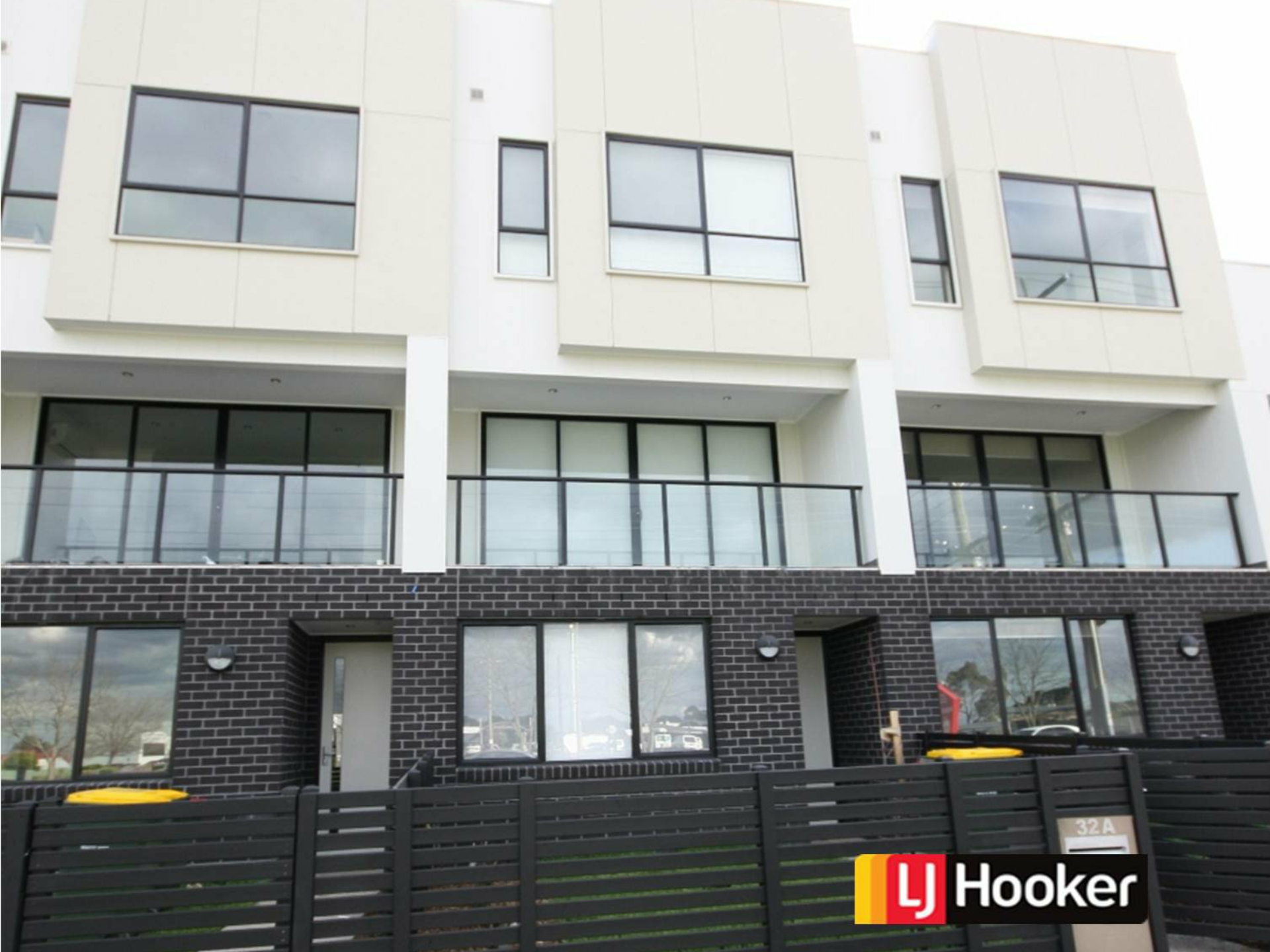 32a VIEW RD — photo from LJ Hooker Springvale