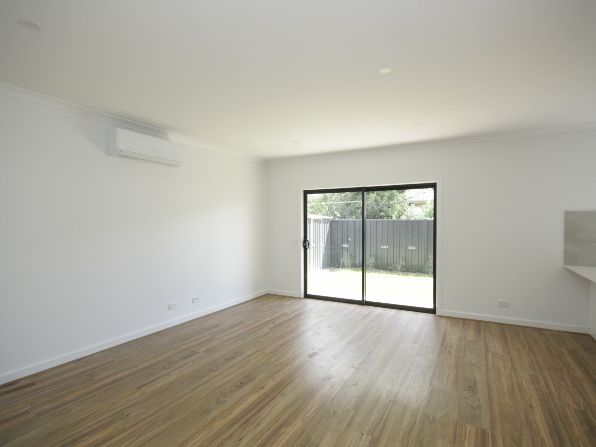 4/232 Corrigan Road Noble Park VIC Townhouse for Rent LJ Hooker