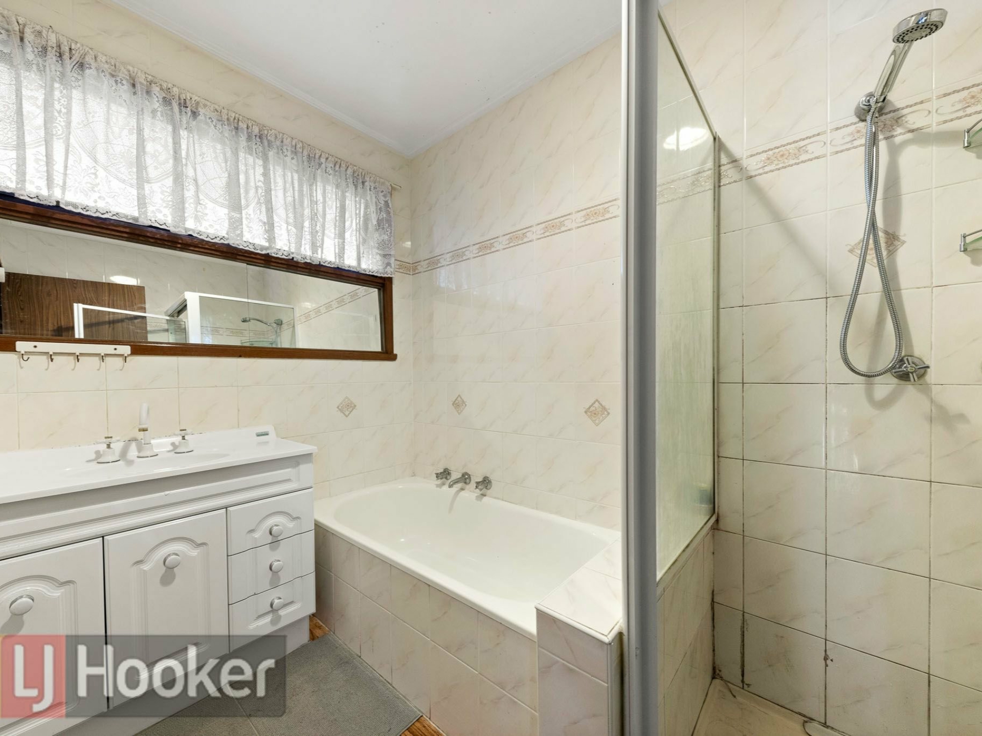 63 Yarraman Road — photo 8 of 23
