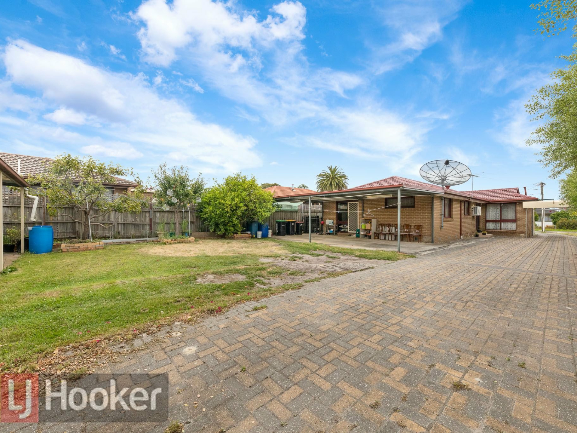 63 Yarraman Road — photo 17 of 23