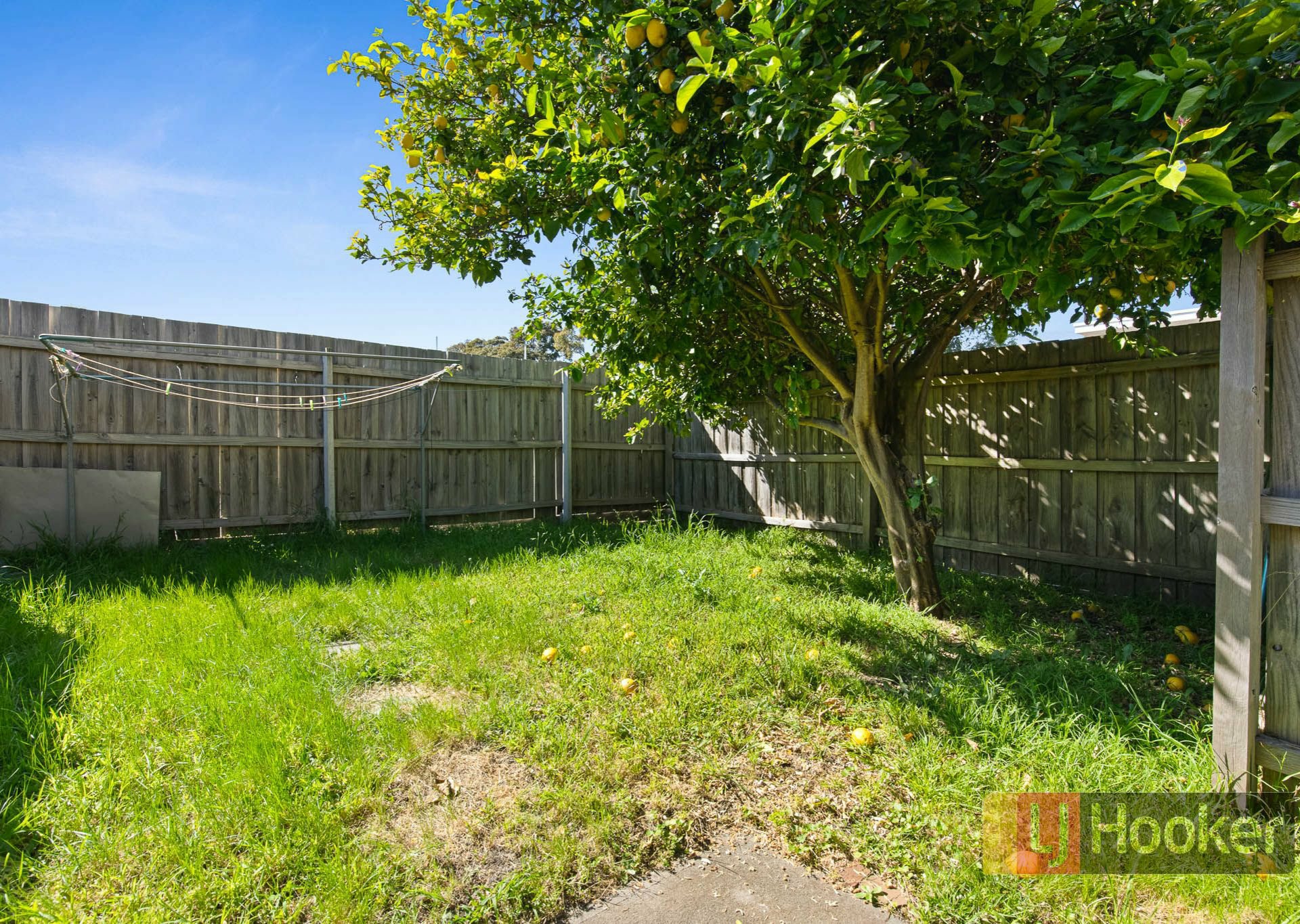 13/83 View road — photo 11 of 15