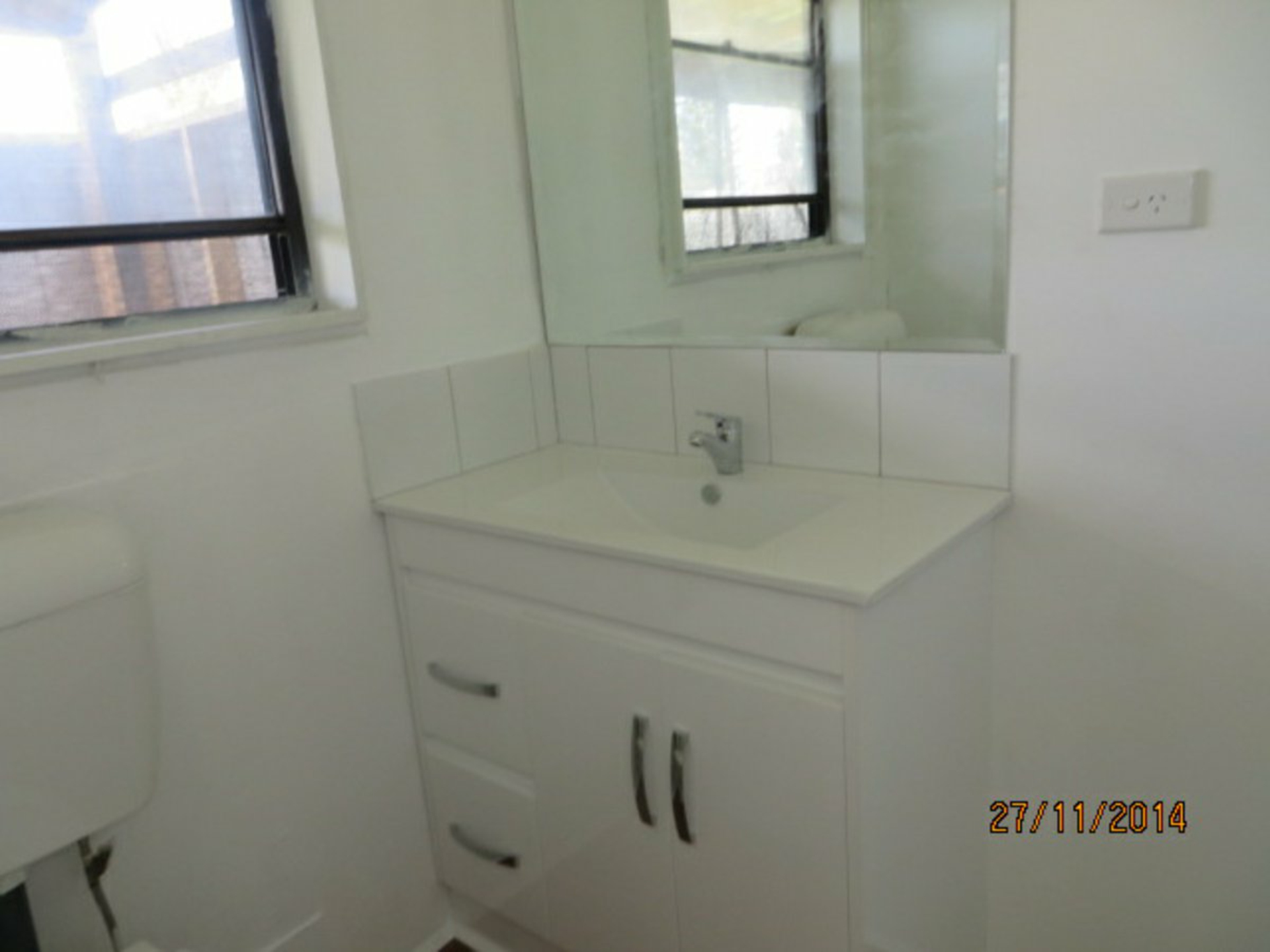 54 Windsor Avenue — photo 4 of 5