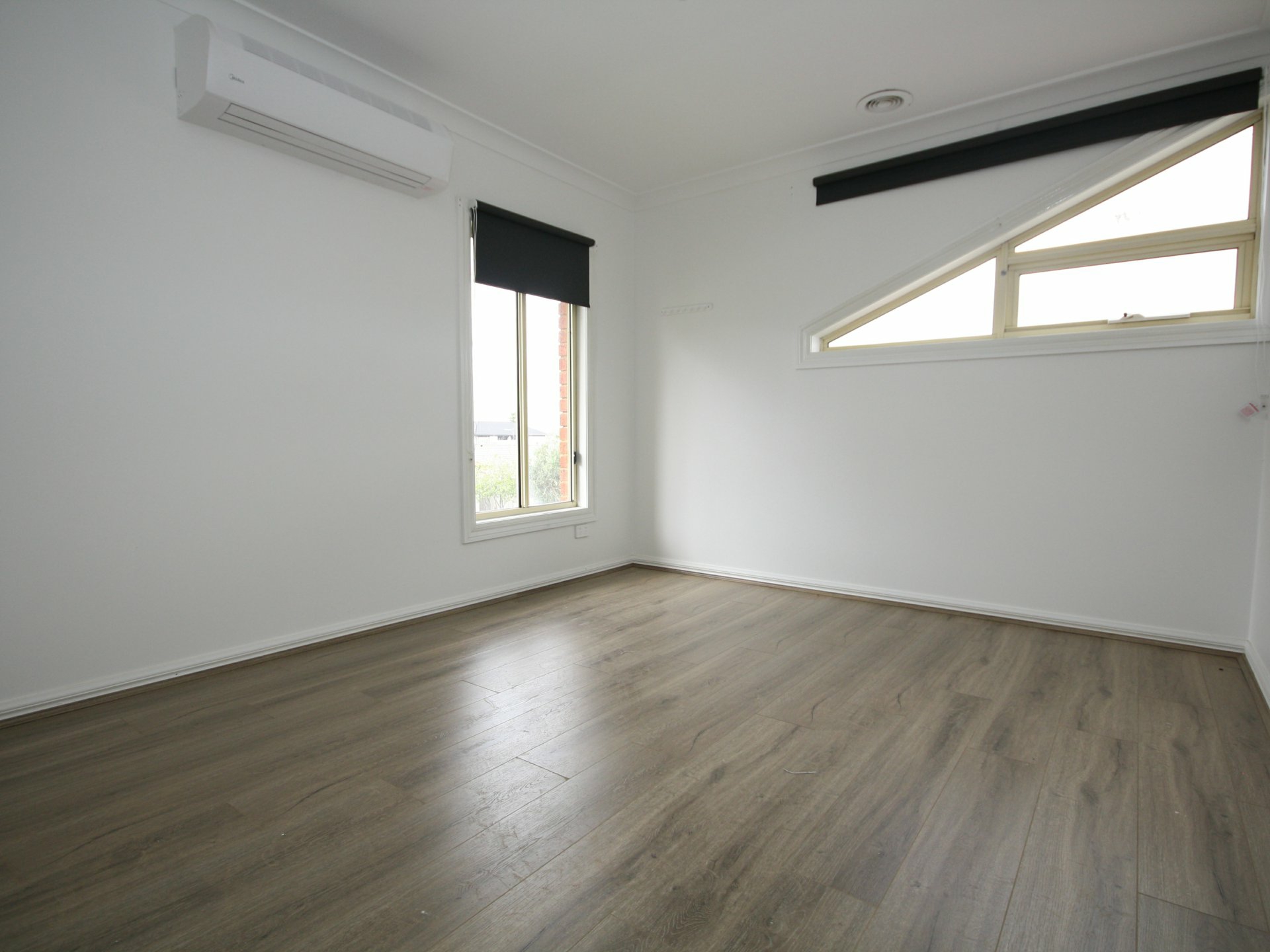 1/106 Buckley Street — photo 6 of 8