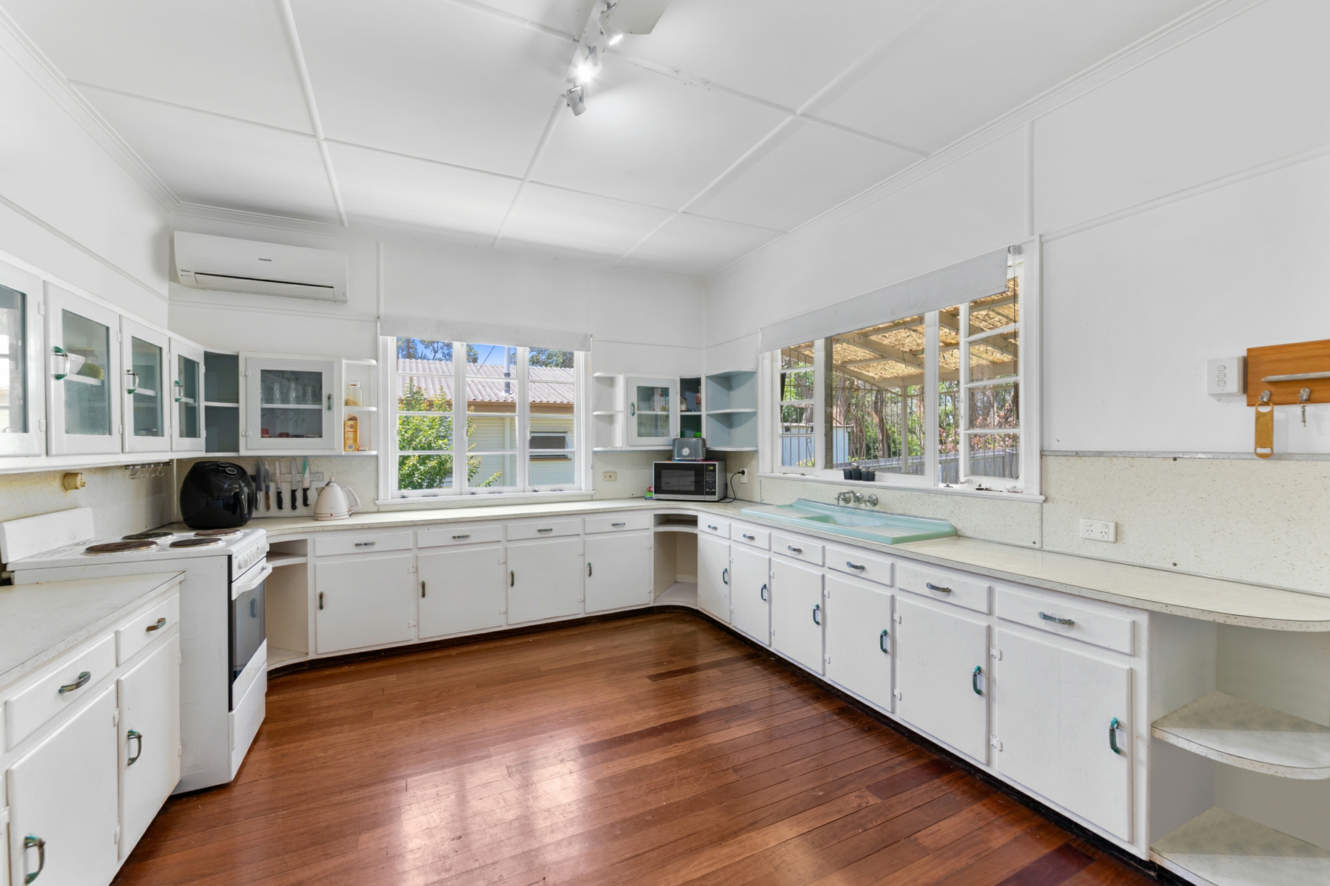 68 Fernvale Road Brassall QLD Property Details LJ Hooker