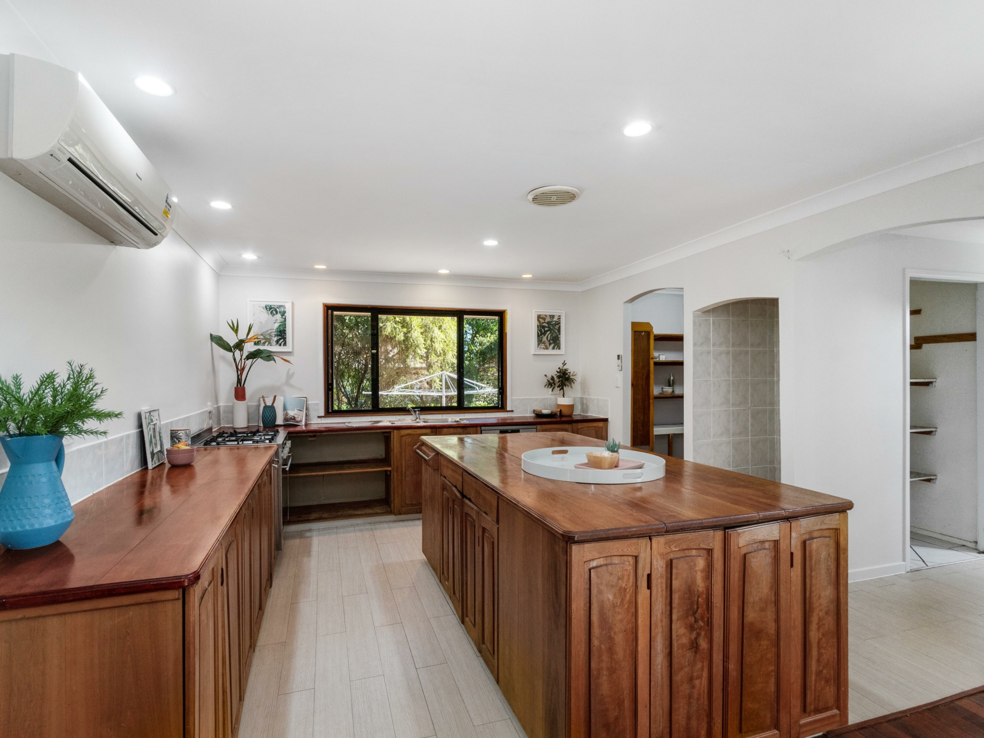 16 Vanessa Court, ALICE RIVER