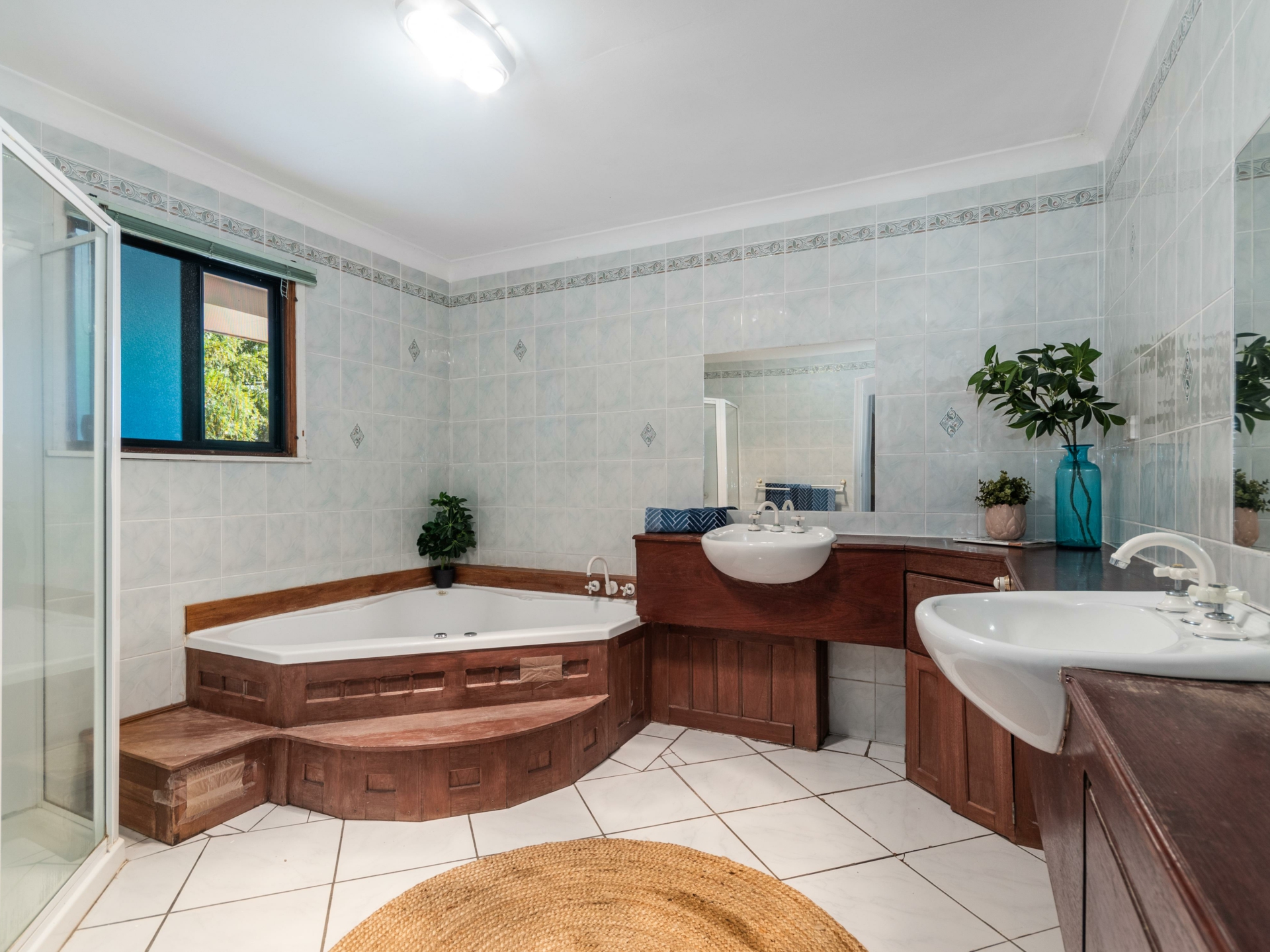 16 Vanessa Court, ALICE RIVER