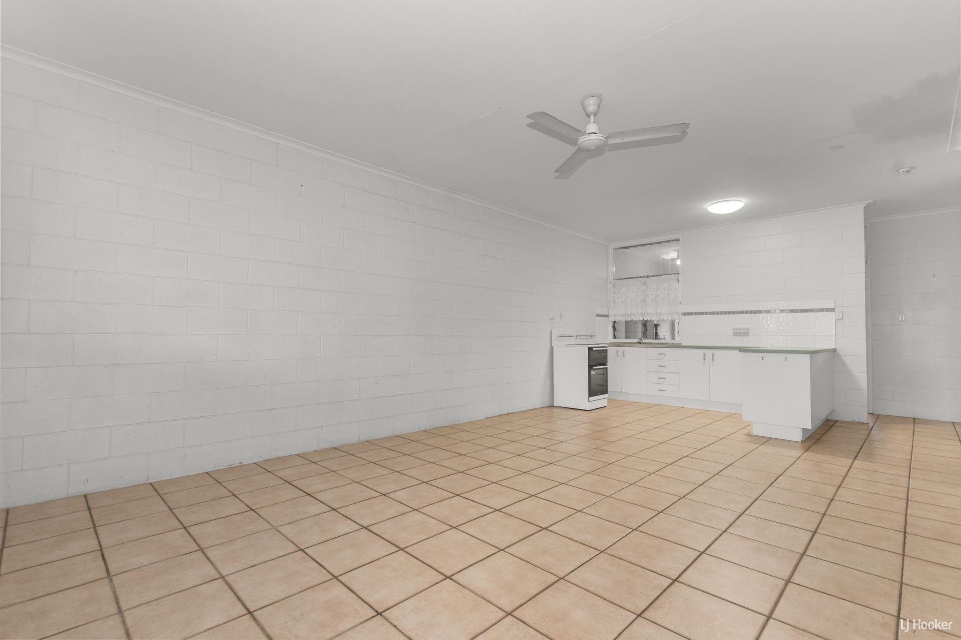 2/110 Eyre Street, NORTH WARD