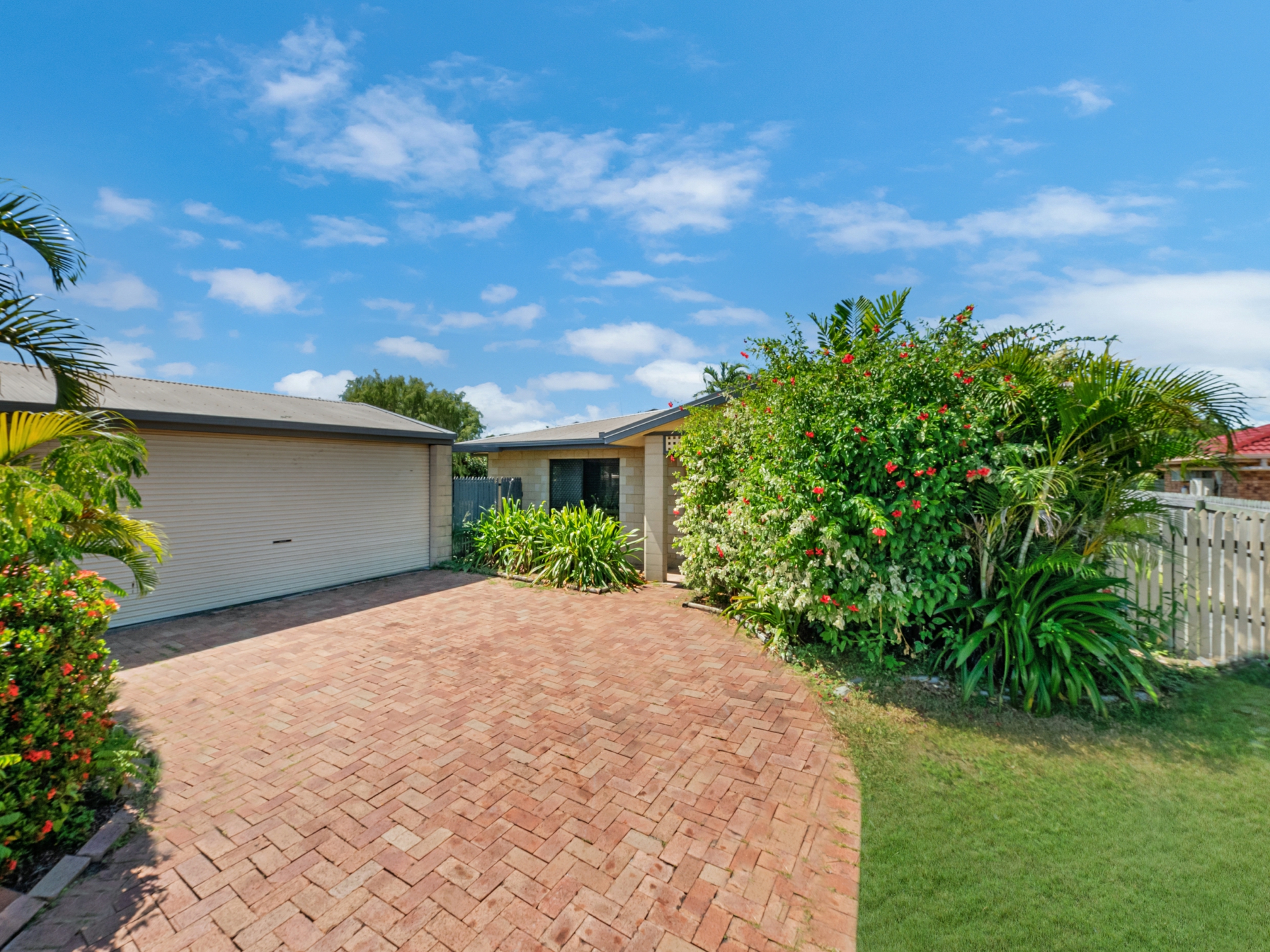 87 Annandale Drive Annandale QLD