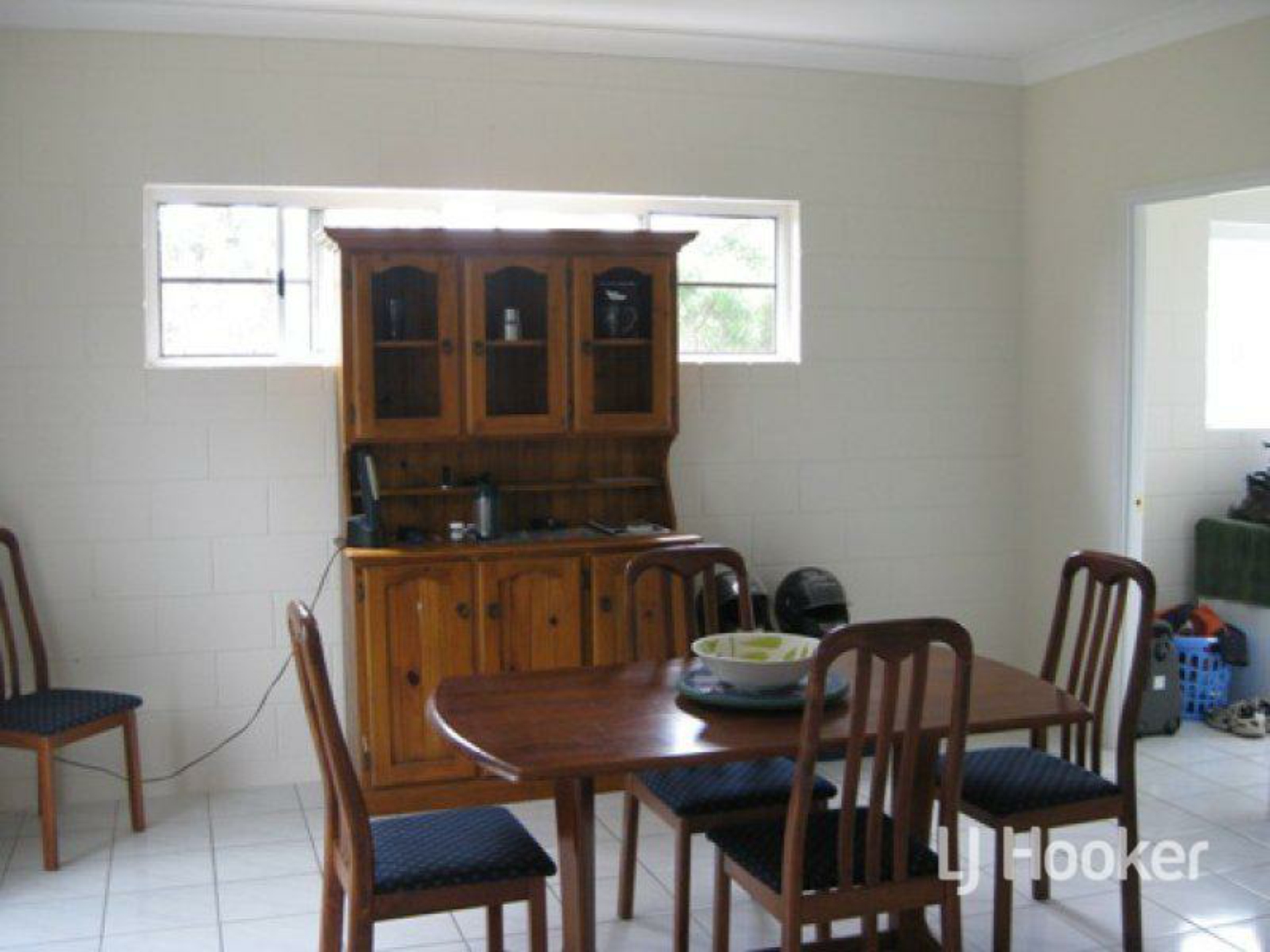 16 Endeavour Road, BLUEWATER PARK
