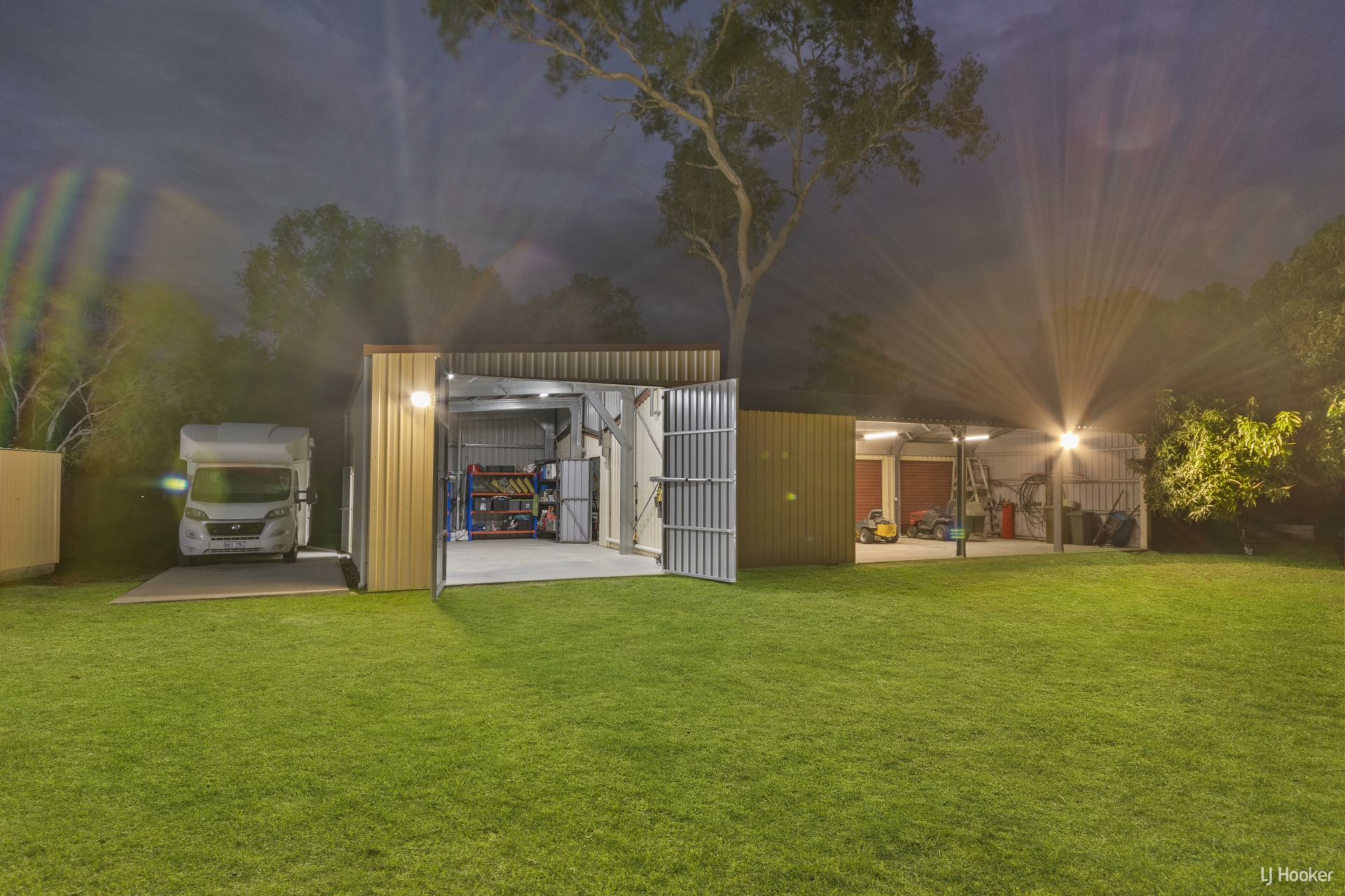 8 Isis Court, ALICE RIVER