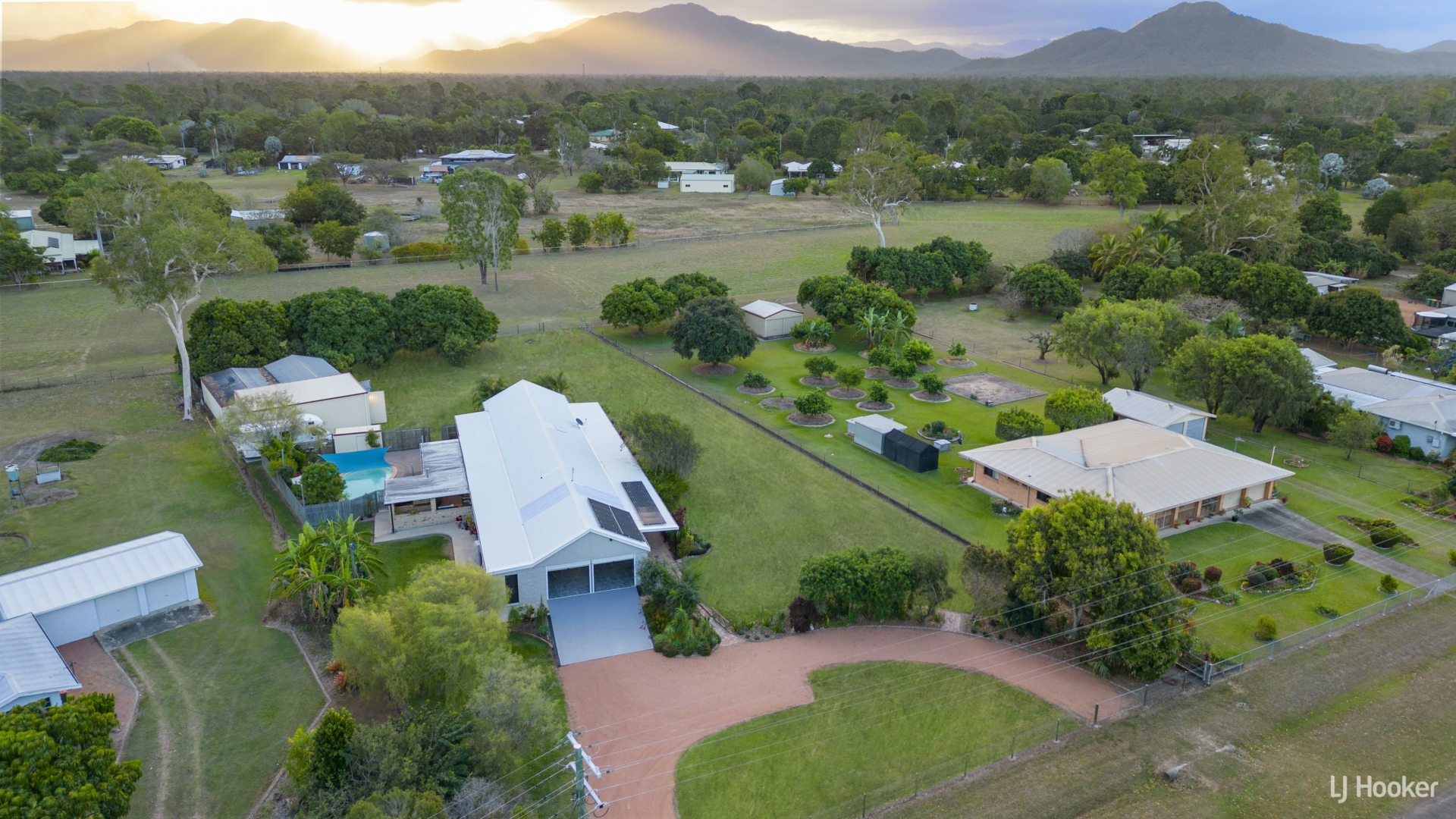 8 Isis Court, ALICE RIVER