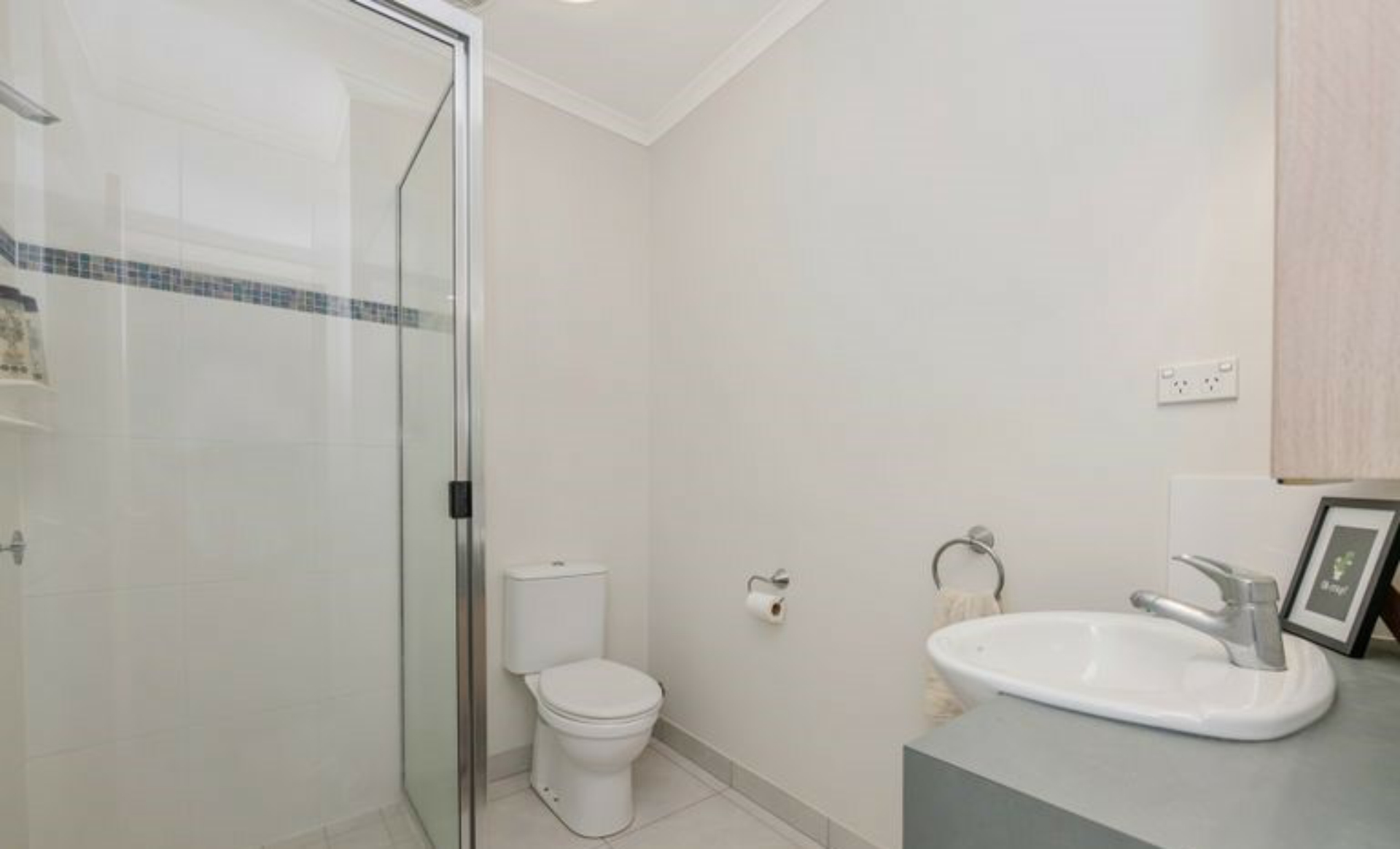 32/159-163 Riverside Boulevard, DOUGLAS