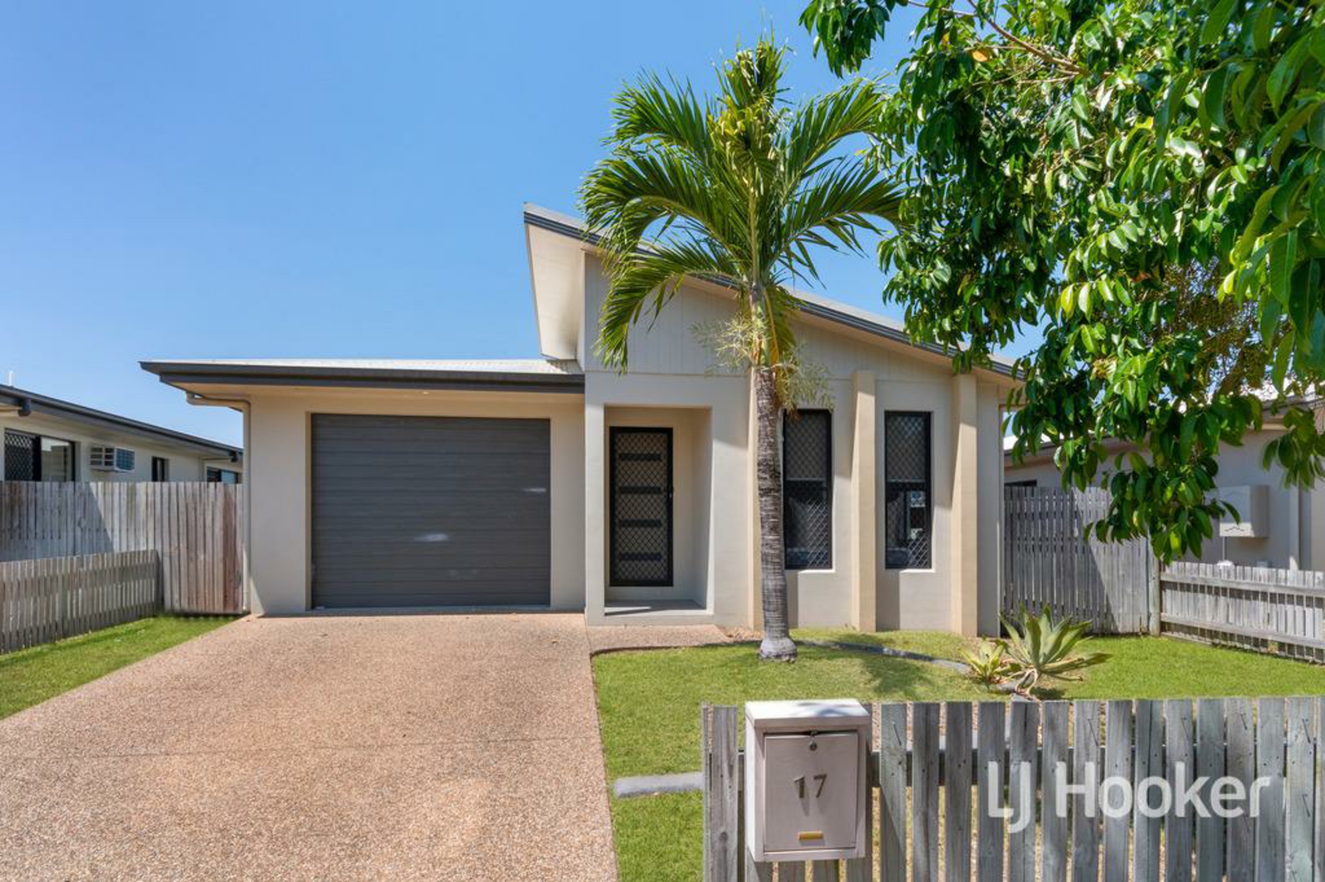 17 Somerton Street Deeragun QLD