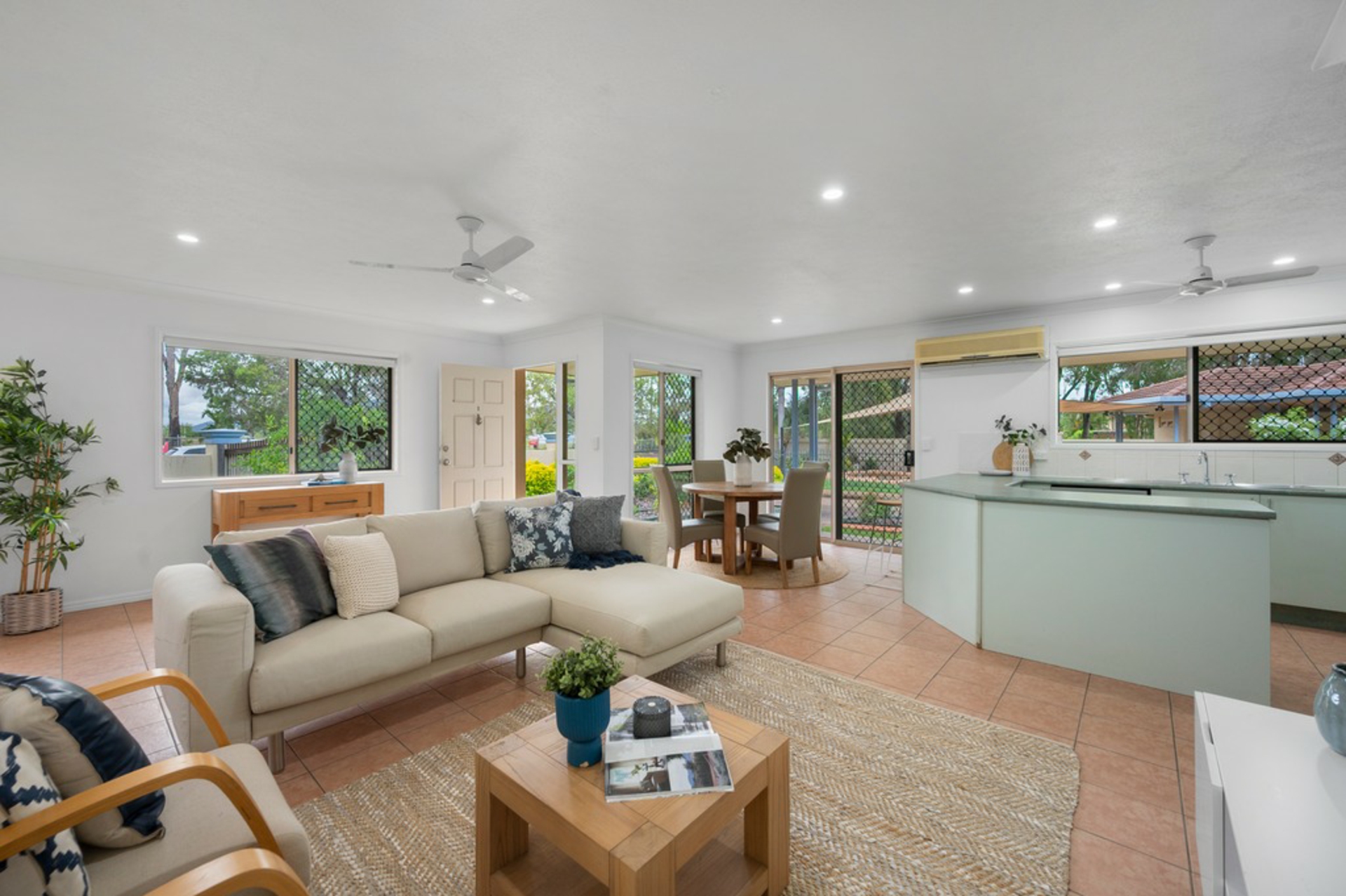 1/13 Golf Links Drive Kirwan QLD Property Details LJ Hooker