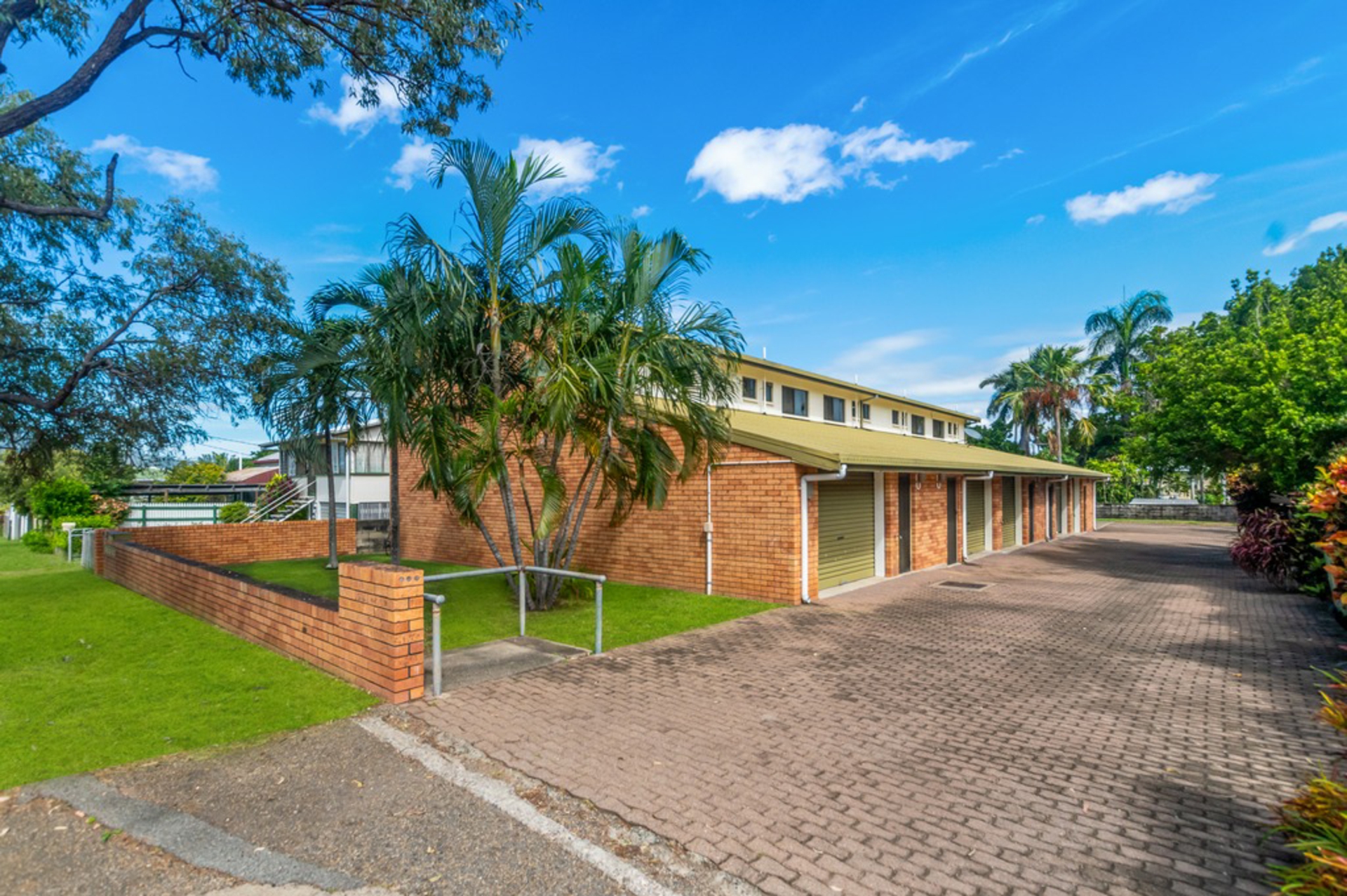 4/16 Cowley Street West End QLD Property Details LJ Hooker