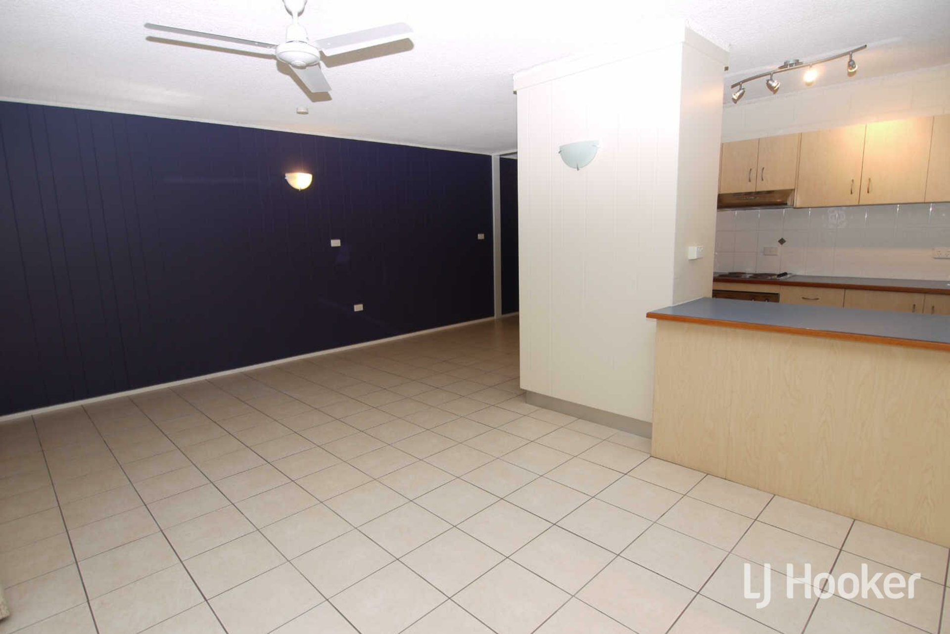 1/10 Paxton Street, NORTH WARD