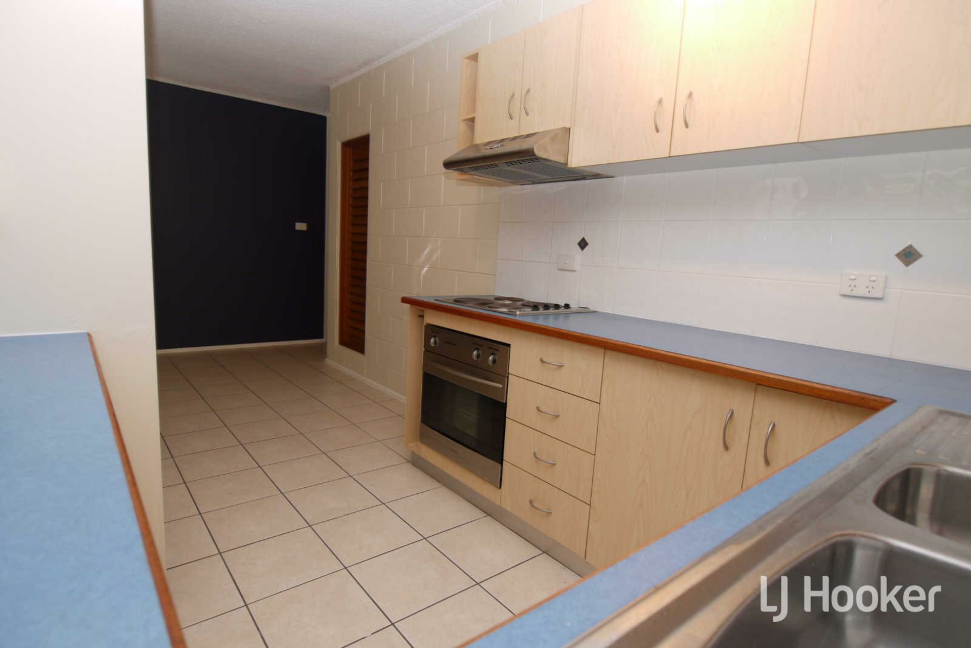 1/10 Paxton Street, NORTH WARD